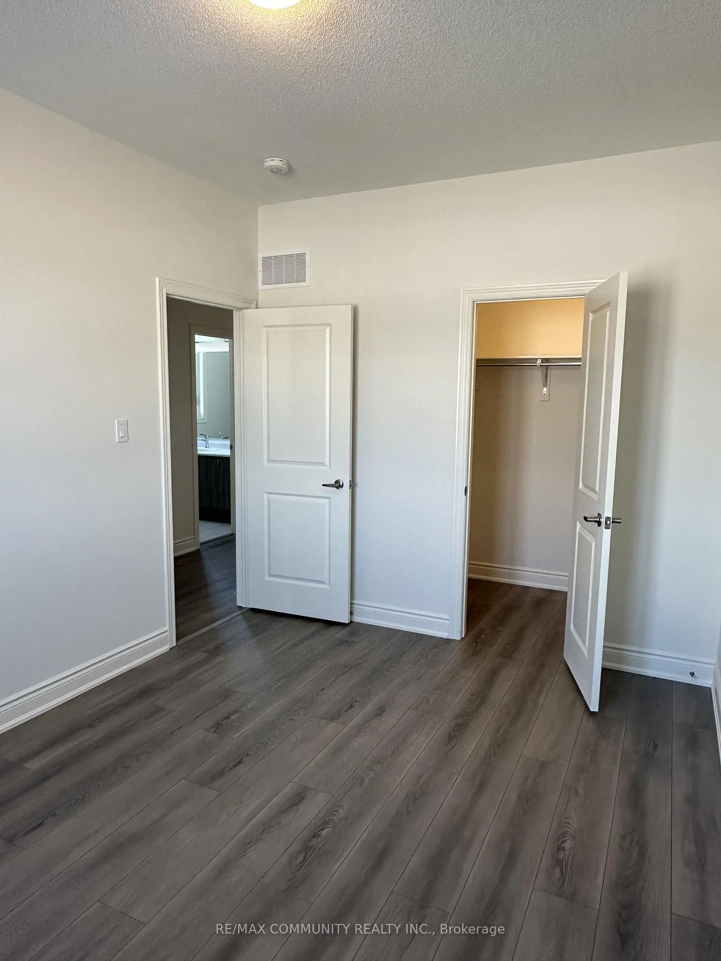 Photo 23 of 2225 Crystal Drive, Oshawa, Kedron — HOMEH
