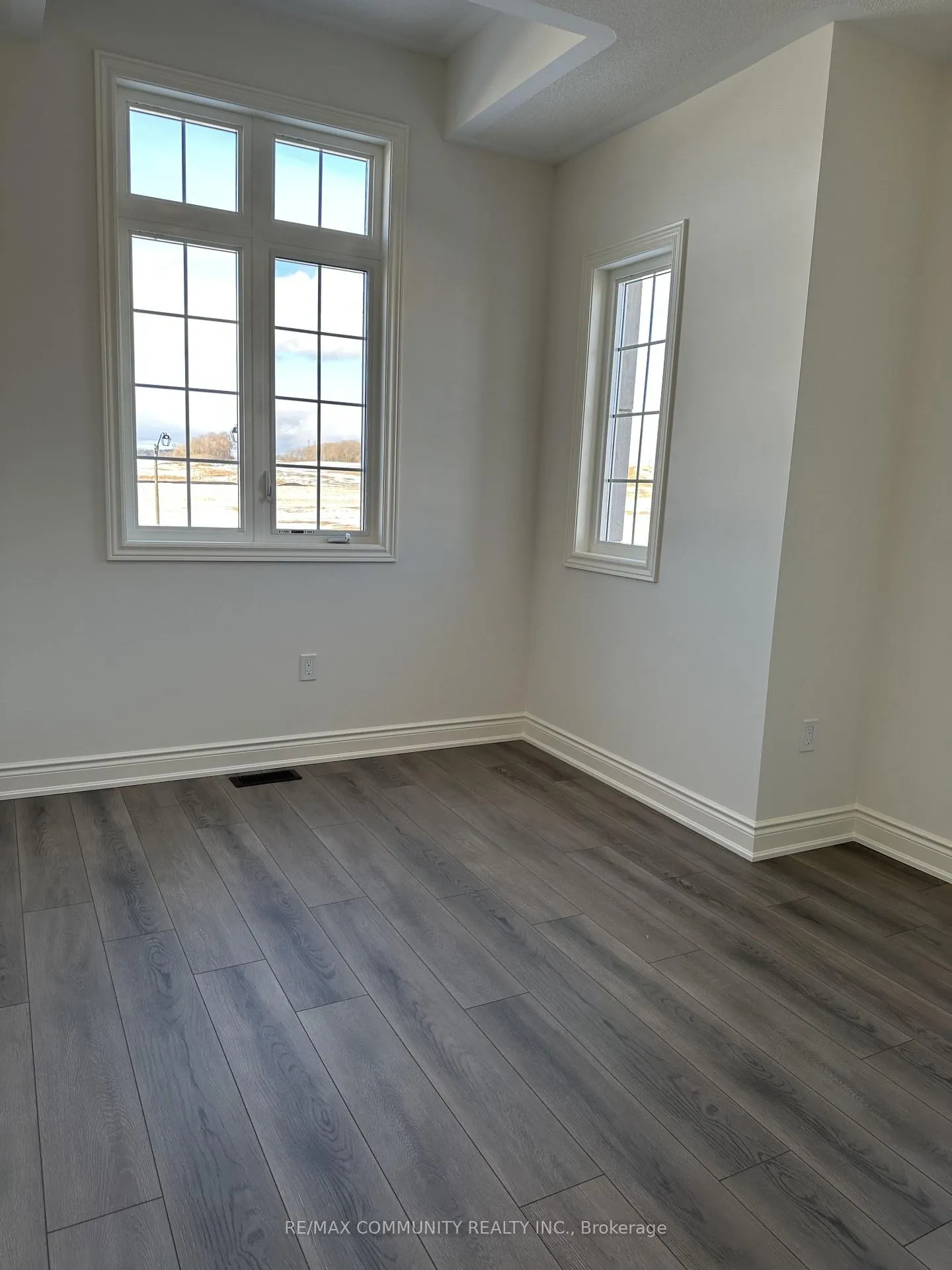 Photo 24 of 2225 Crystal Drive, Oshawa, Kedron — HOMEH
