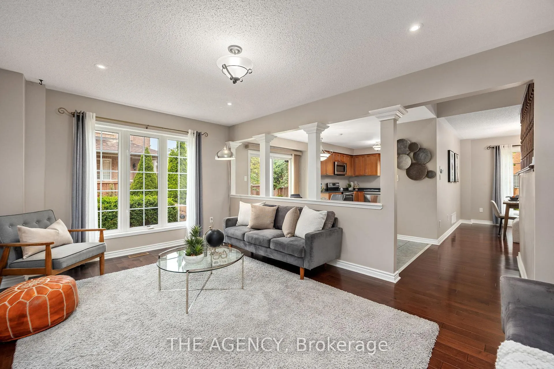 Photo 9 of 1 Applegrove Court, Brampton, Sandringham-Wellington — HOMEH