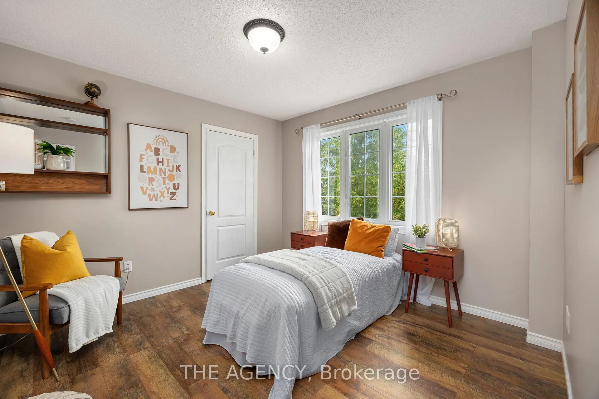 Photo 13 of 1 Applegrove Court, Brampton, Sandringham-Wellington — HOMEH