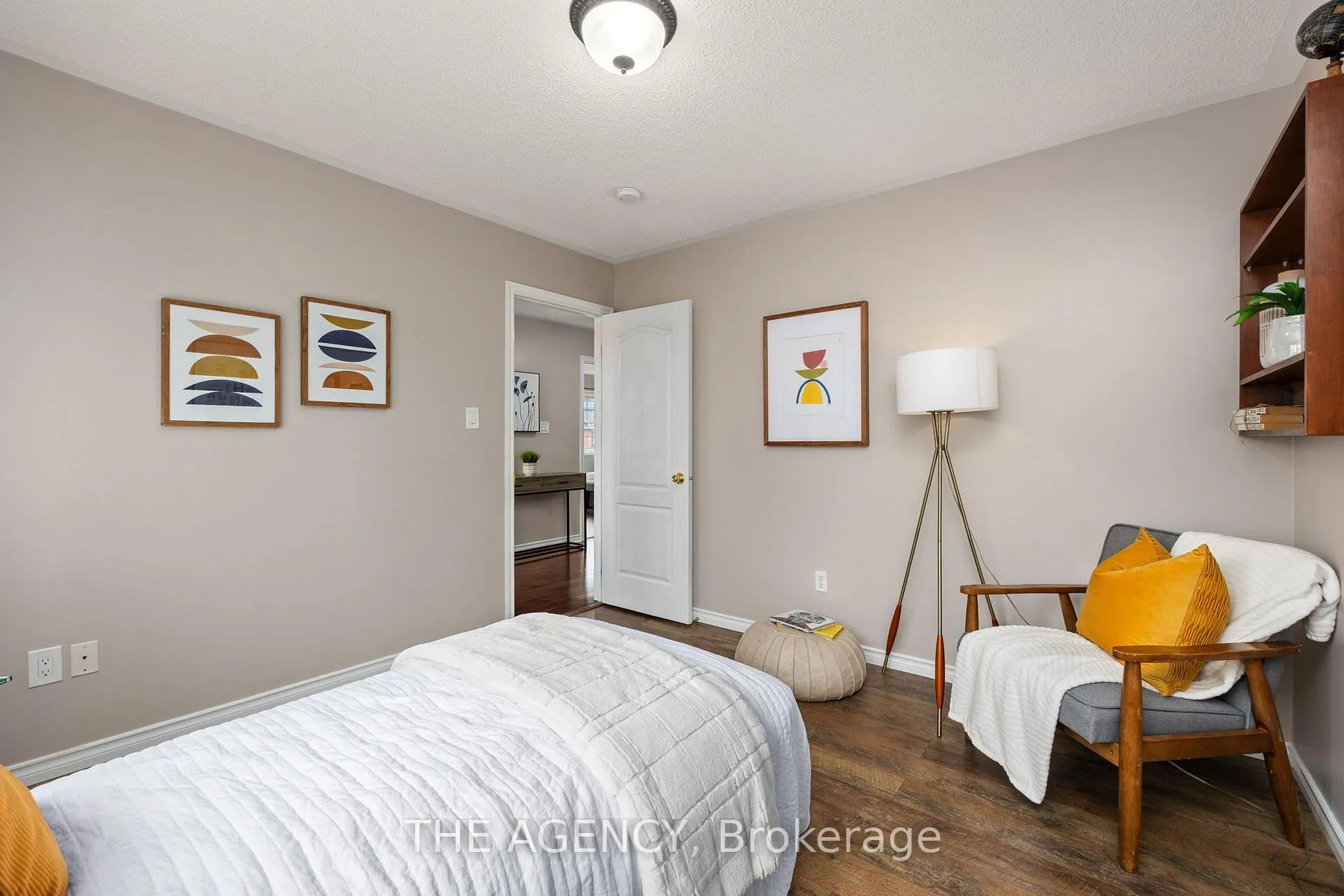 Photo 14 of 1 Applegrove Court, Brampton, Sandringham-Wellington — HOMEH