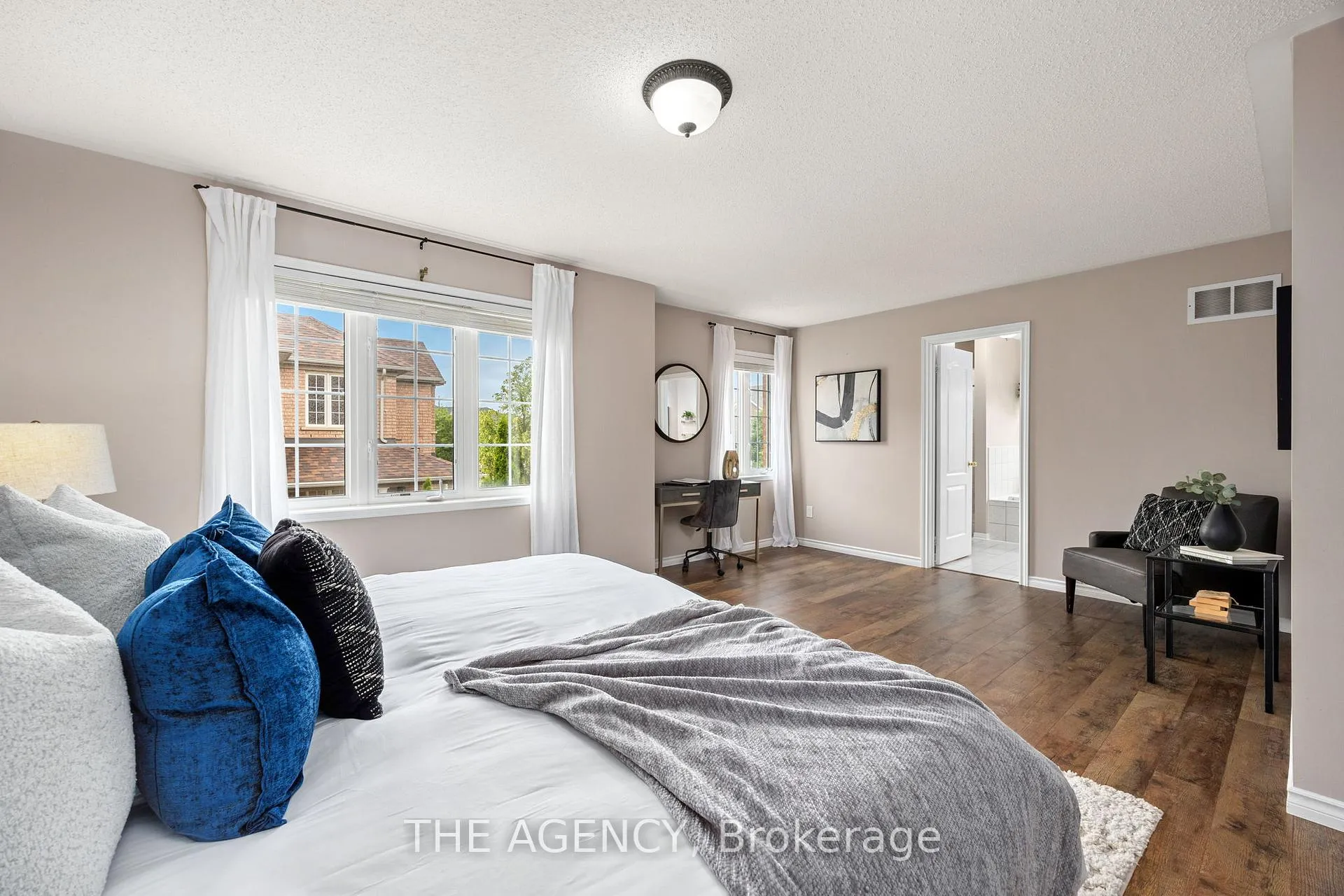 Photo 22 of 1 Applegrove Court, Brampton, Sandringham-Wellington — HOMEH