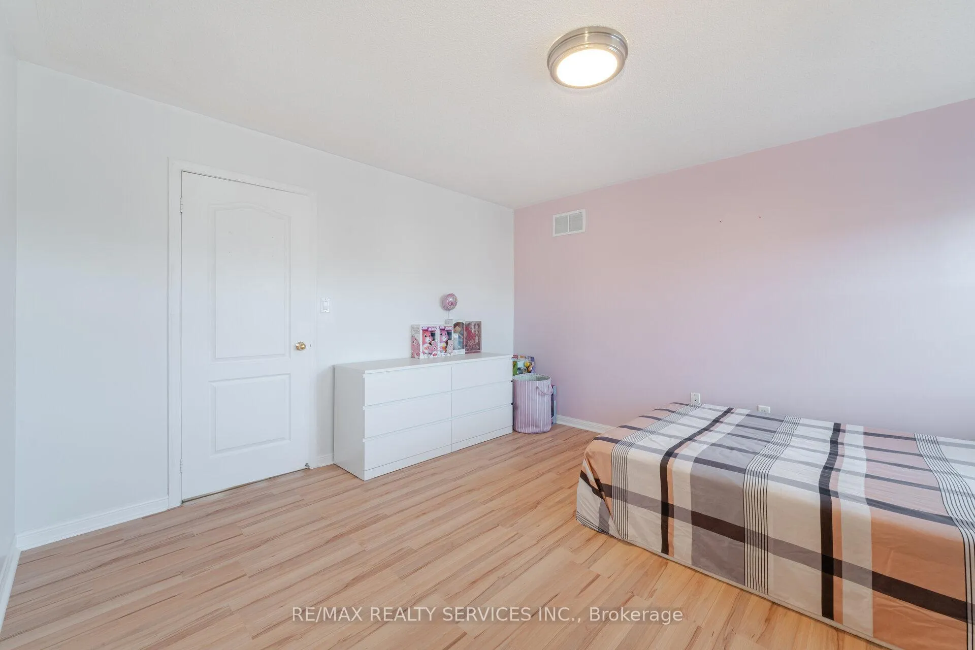 Photo 34 of 12 Lilypad Road, Brampton, Fletcher's Meadow — HOMEH