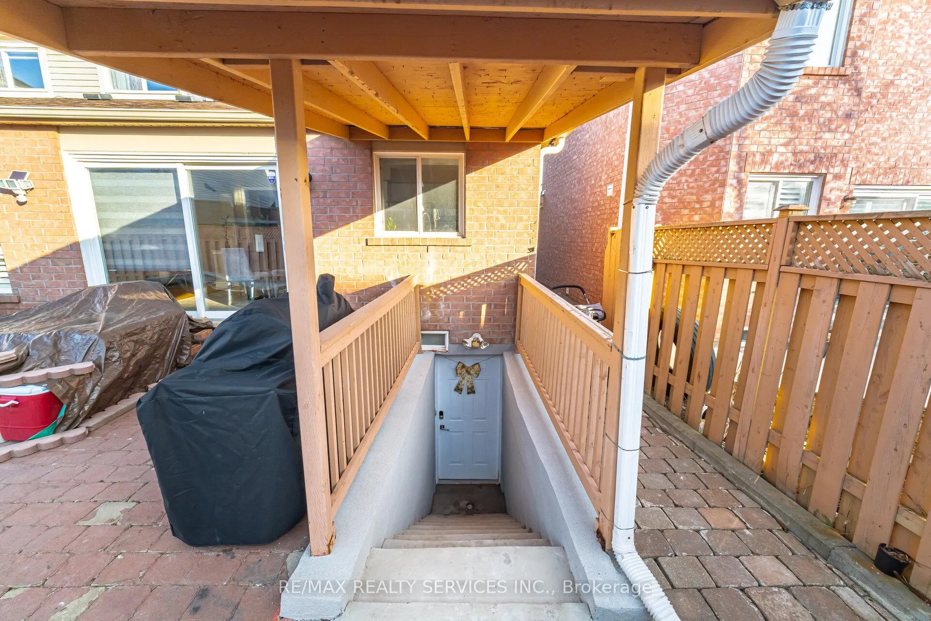 Photo 36 of 12 Lilypad Road, Brampton, Fletcher's Meadow — HOMEH
