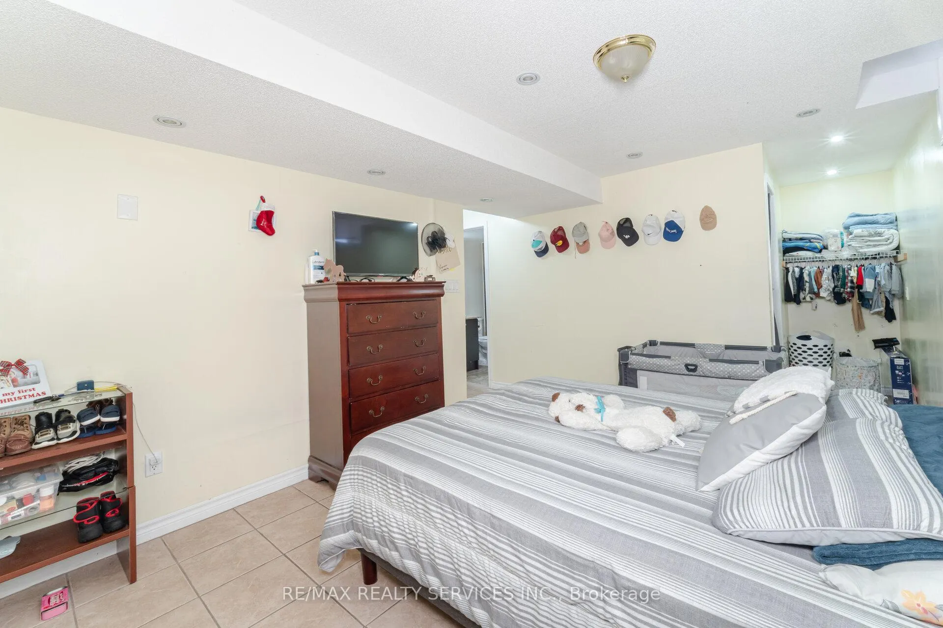 Photo 43 of 12 Lilypad Road, Brampton, Fletcher's Meadow — HOMEH
