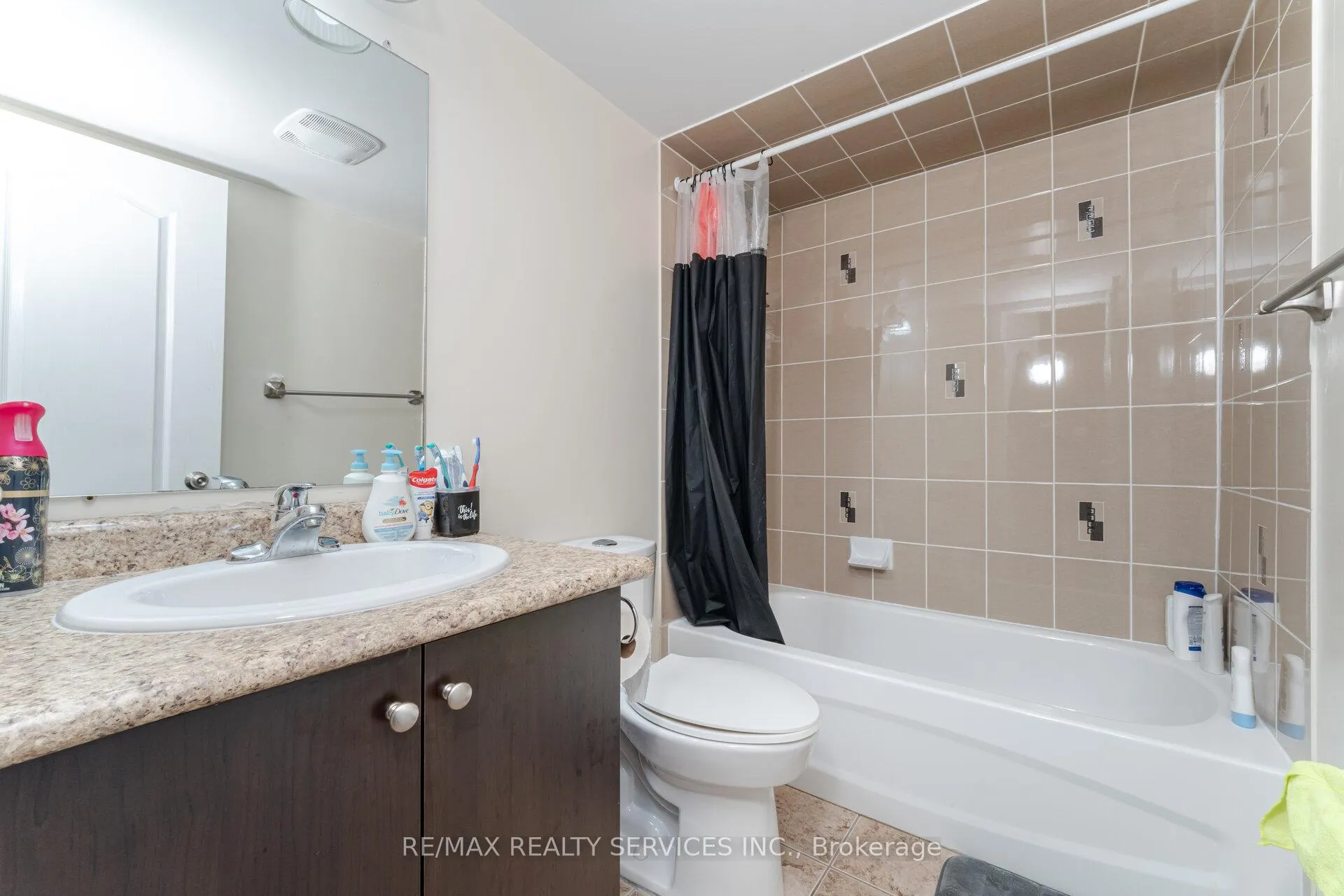 Photo 44 of 12 Lilypad Road, Brampton, Fletcher's Meadow — HOMEH
