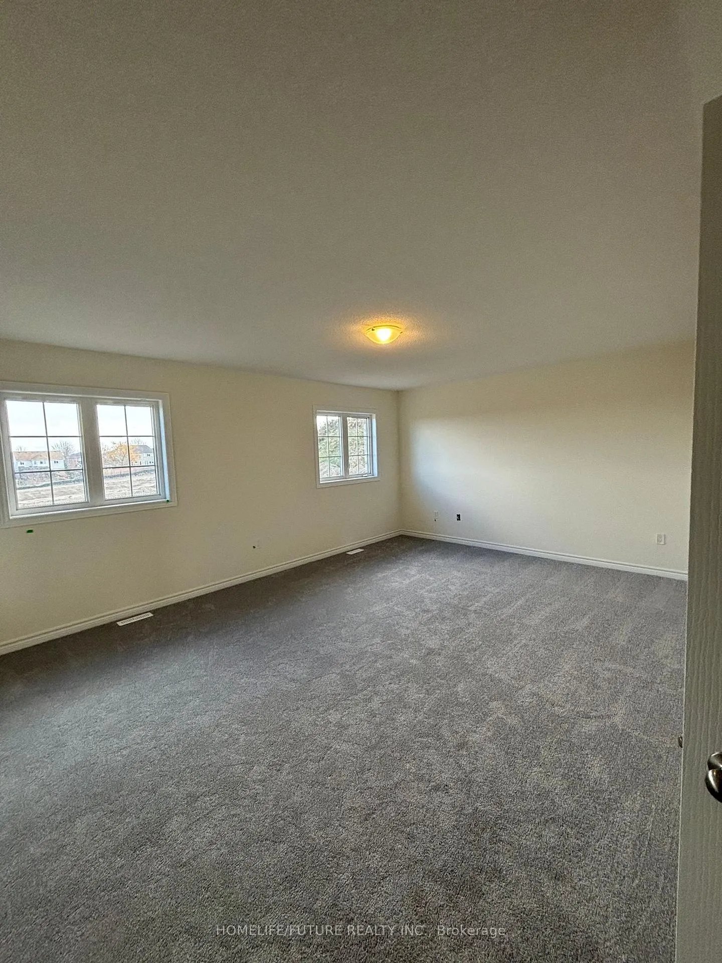 Photo 11 of 115 Robin Trail, Scugog, Port Perry — HOMEH
