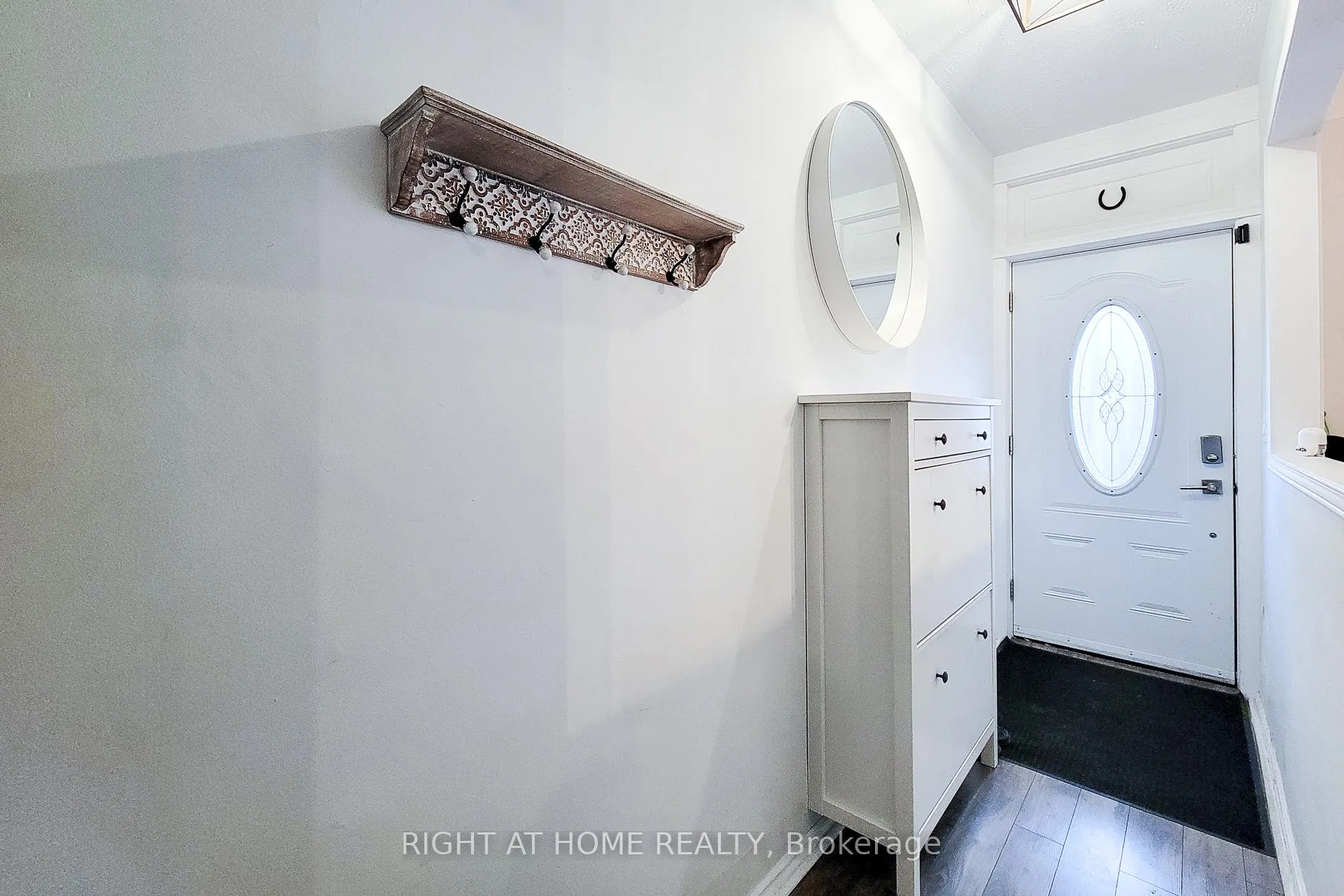 Photo 10 of 97 Keith Street, Hamilton, Landsdale — HOMEH
