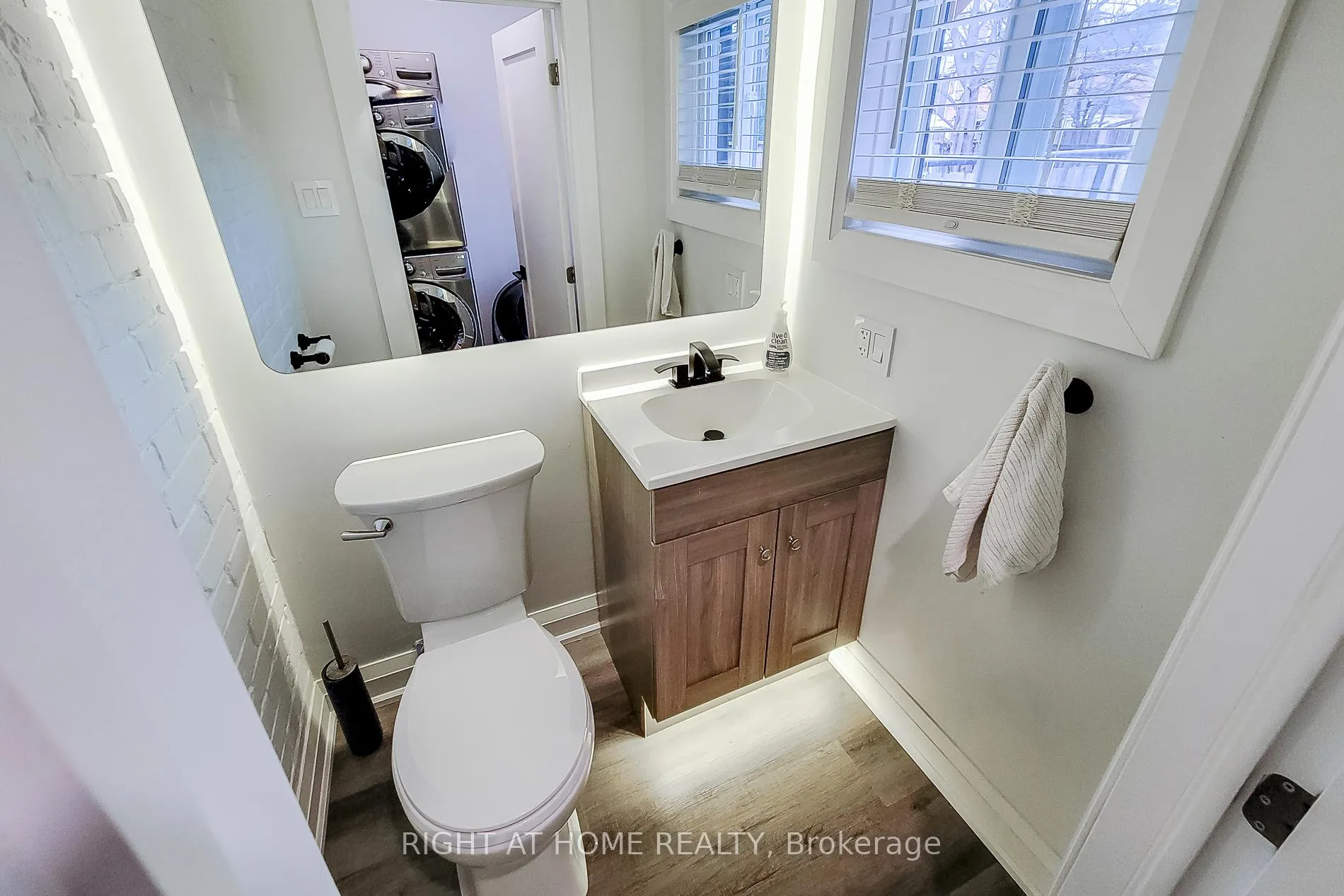 Photo 23 of 97 Keith Street, Hamilton, Landsdale — HOMEH