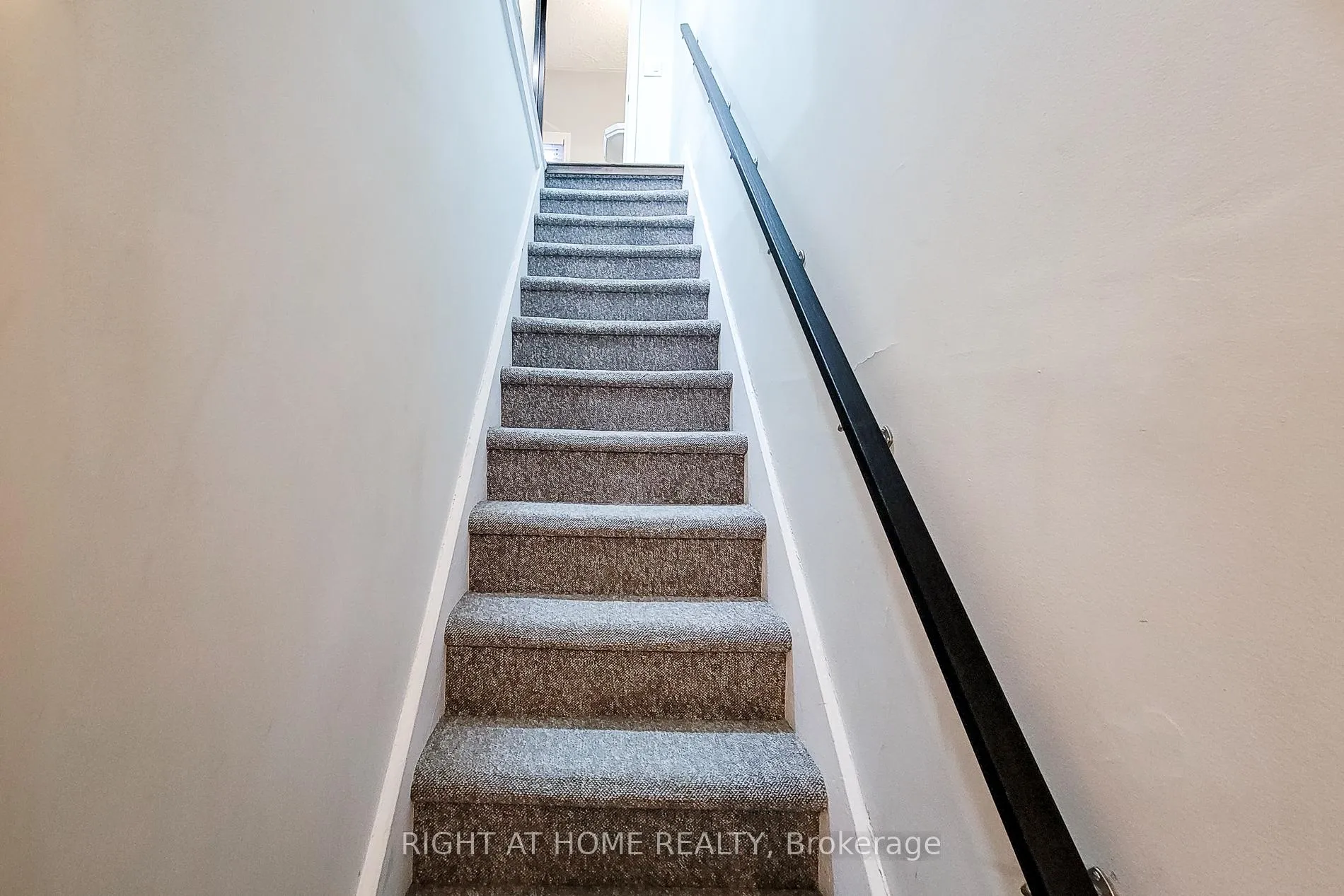 Photo 24 of 97 Keith Street, Hamilton, Landsdale — HOMEH