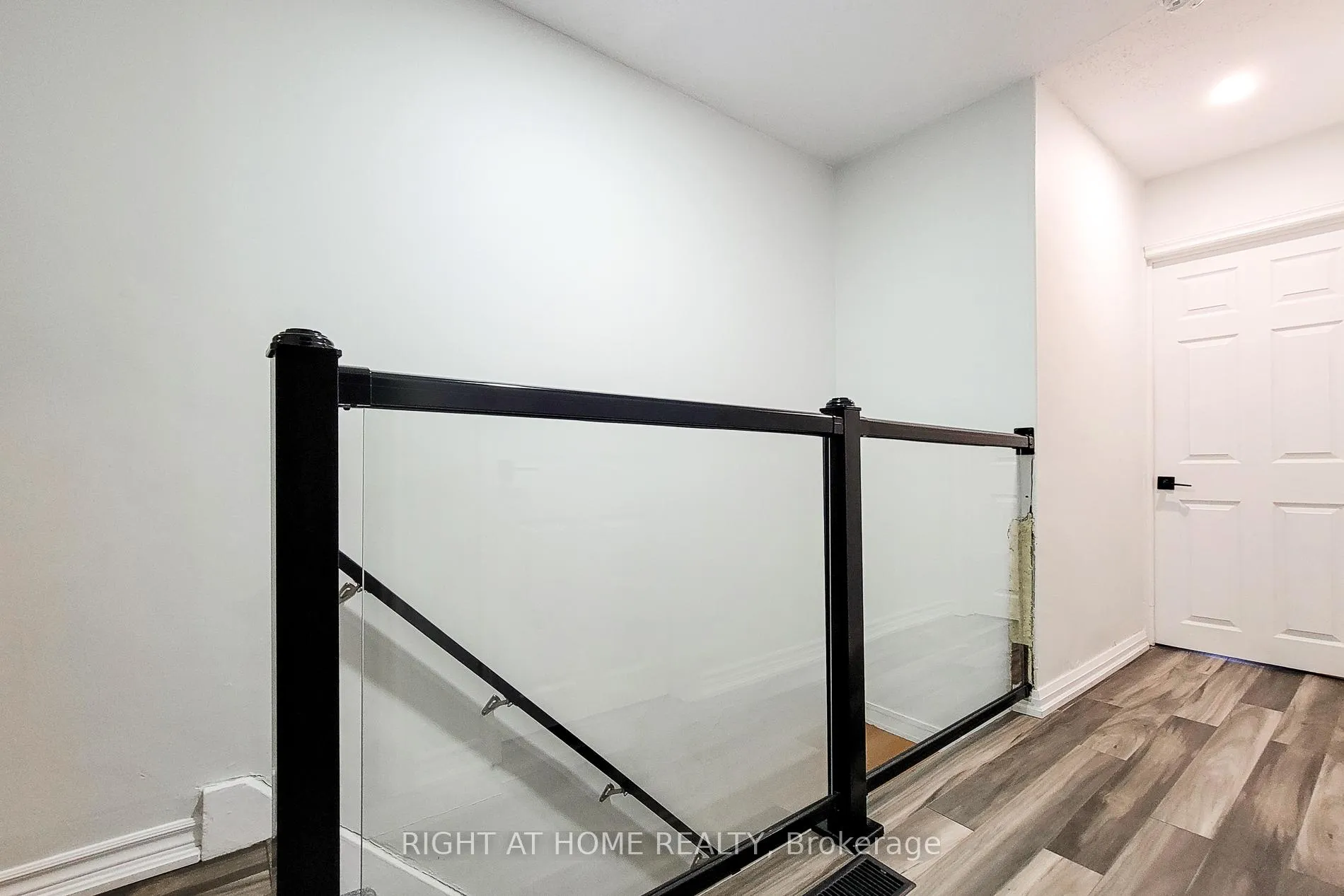 Photo 25 of 97 Keith Street, Hamilton, Landsdale — HOMEH