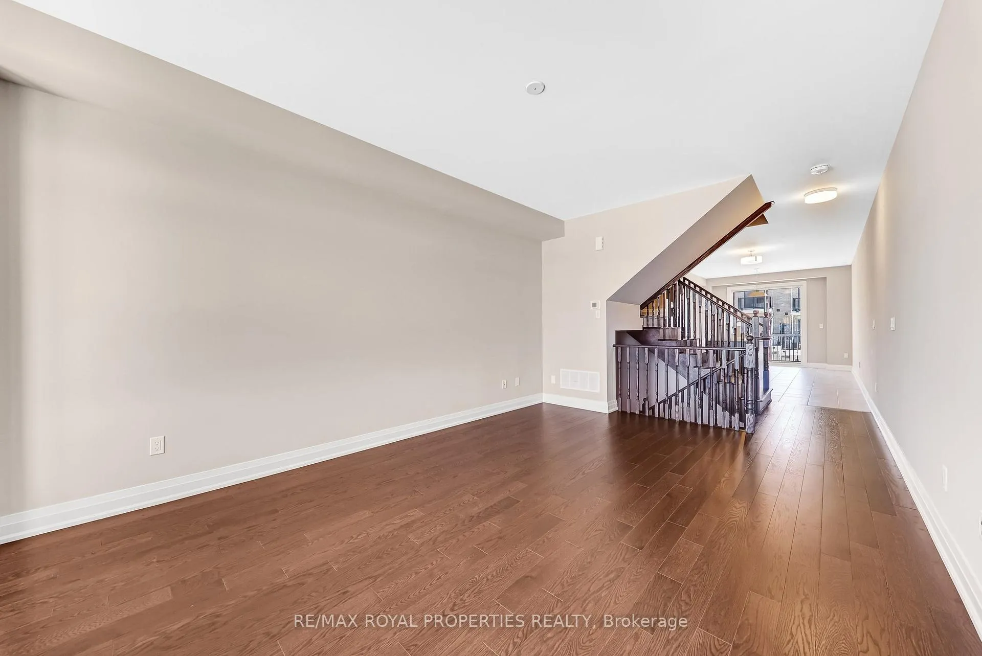 Photo 9 of 2831 Whites Road, Pickering, Rural Pickering — HOMEH