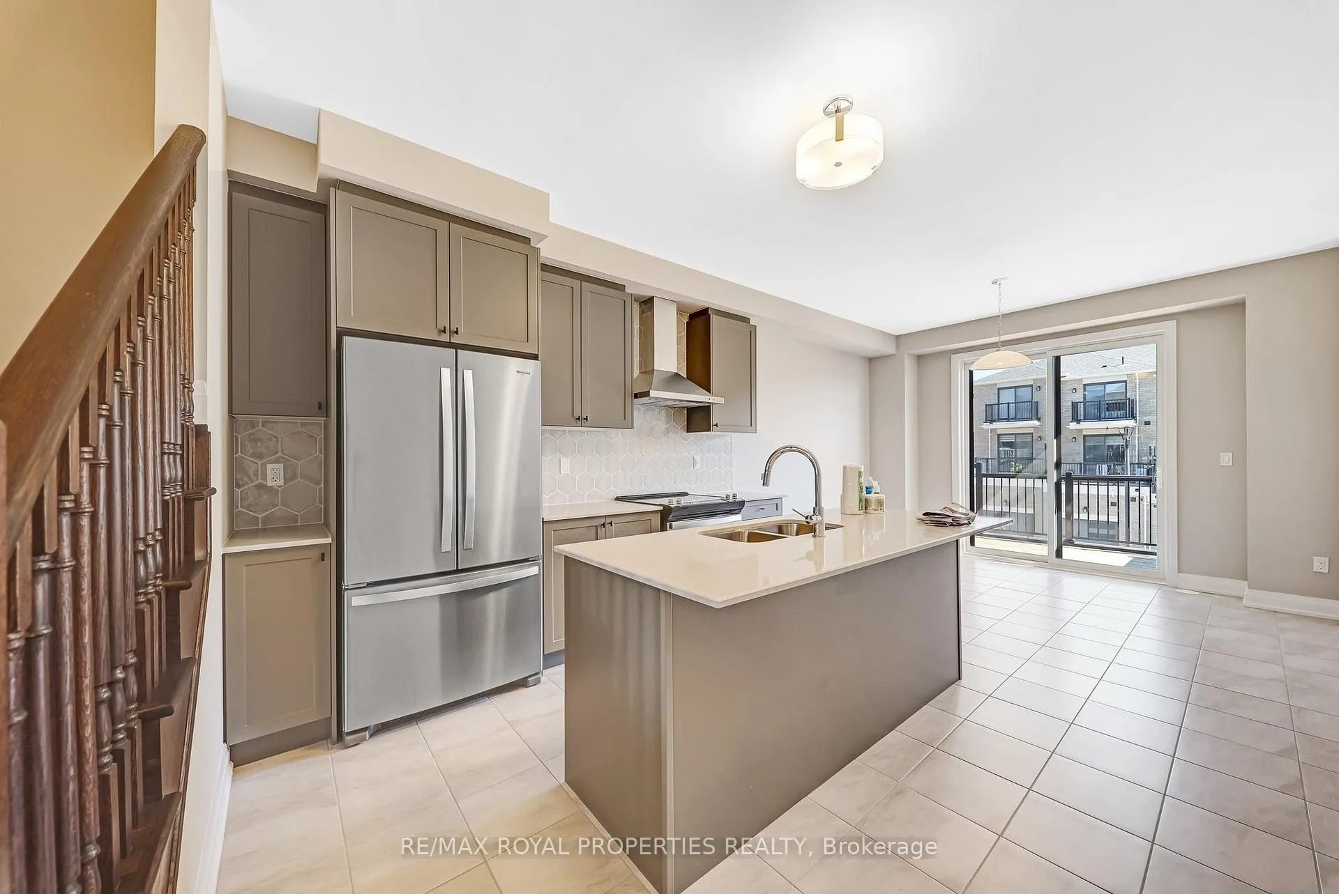 Photo 11 of 2831 Whites Road, Pickering, Rural Pickering — HOMEH