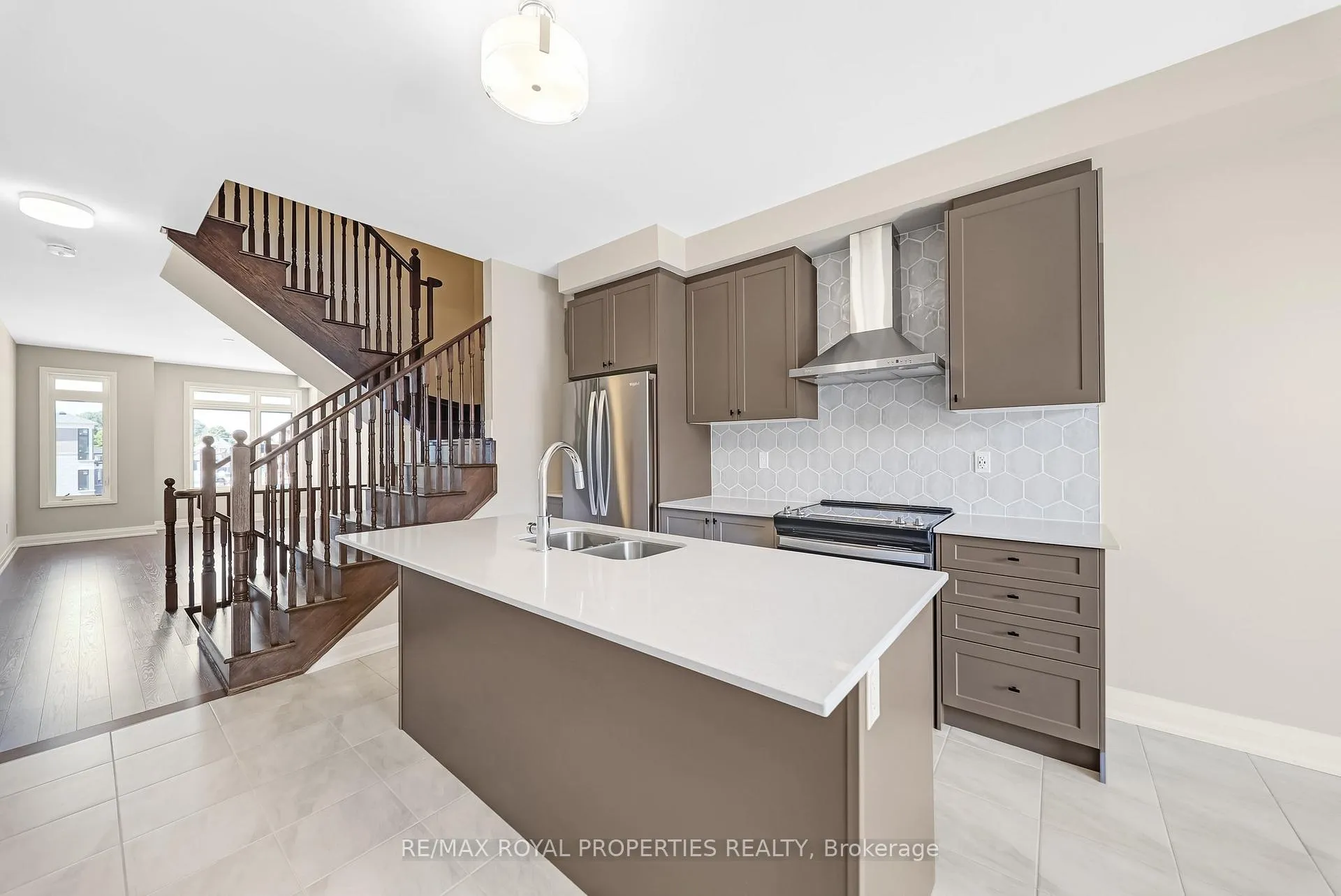 Photo 12 of 2831 Whites Road, Pickering, Rural Pickering — HOMEH