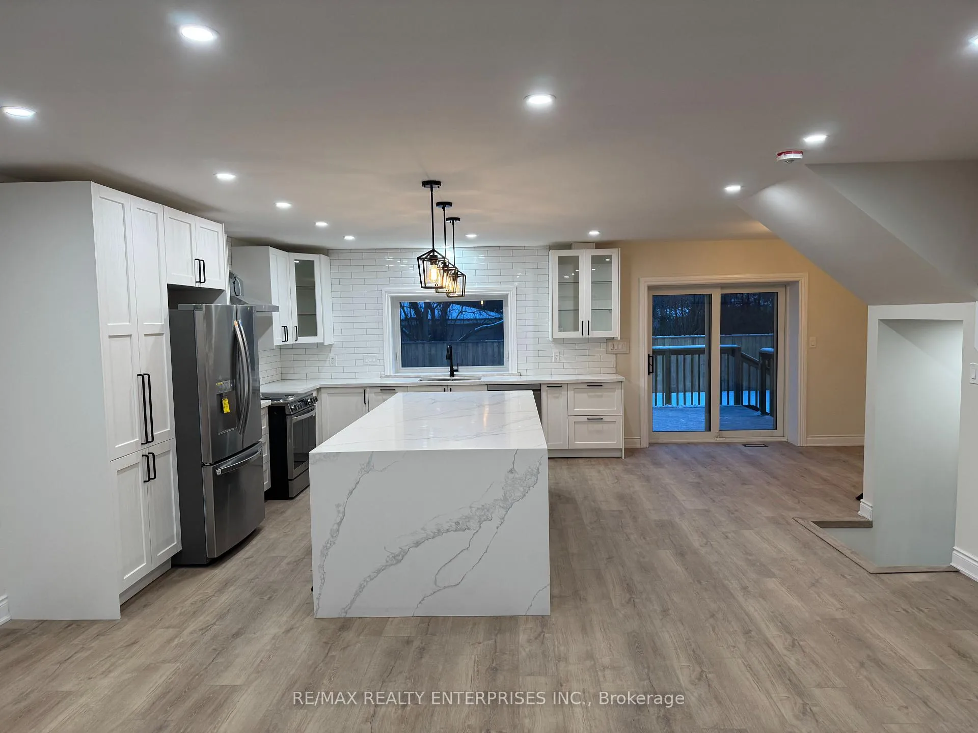 Photo 4 of 27 Seven Oaks Drive, Hamilton, Hill Park — HOMEH