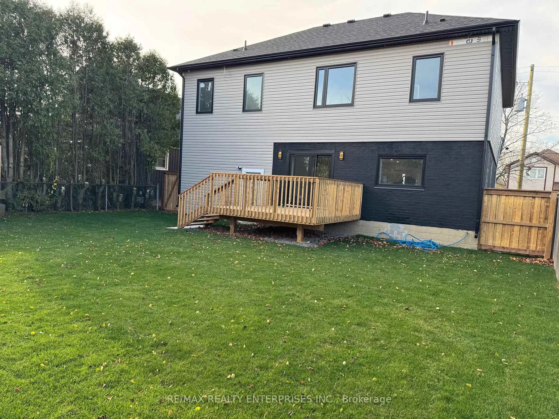 Photo 17 of 27 Seven Oaks Drive, Hamilton, Hill Park — HOMEH