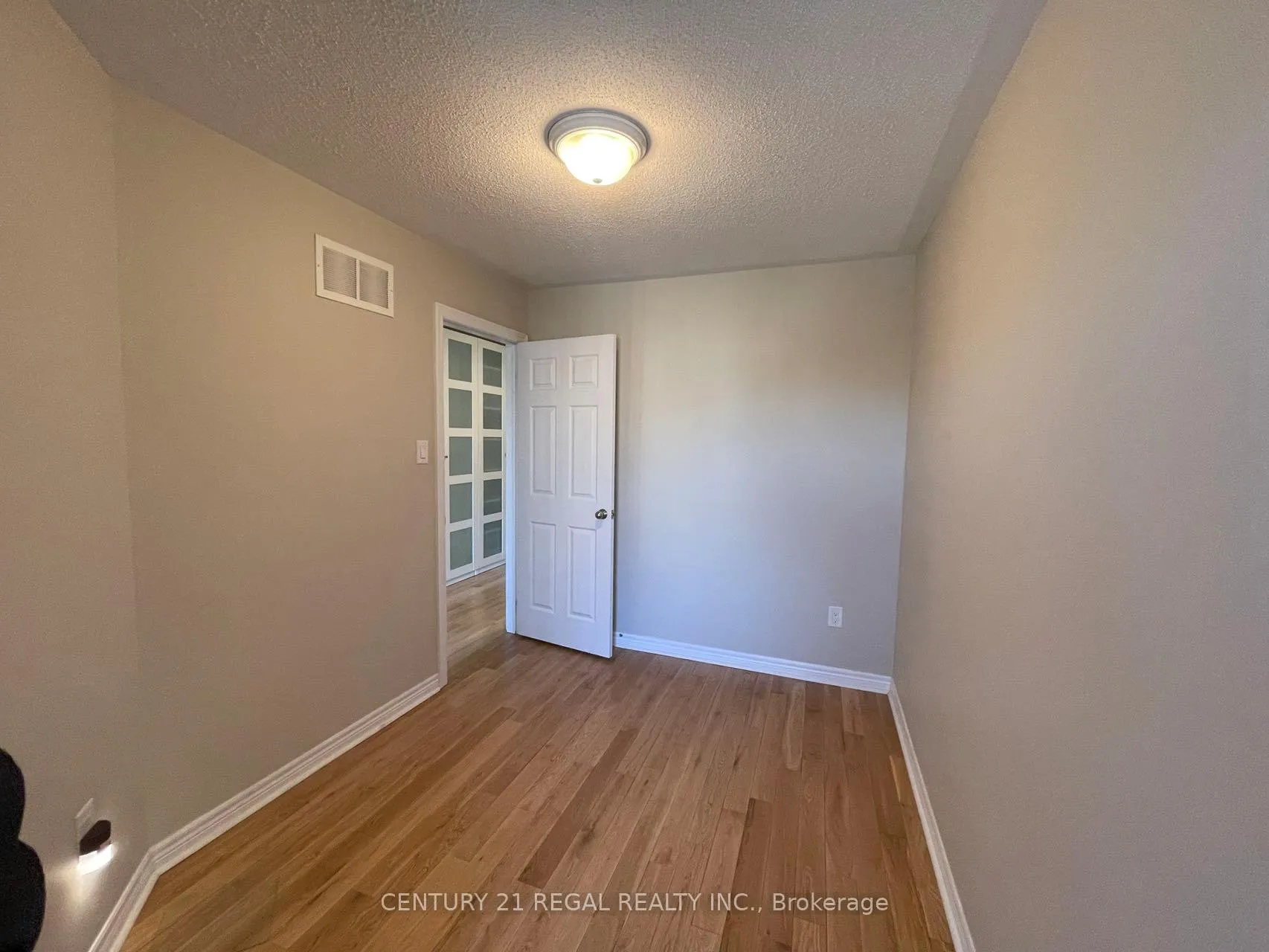 Photo 8 of 306 Delray Drive, Markham, Greensborough — HOMEH