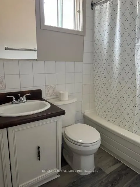 Photo 11 of 2 Wildercroft Avenue, Brampton, Brampton North — HOMEH