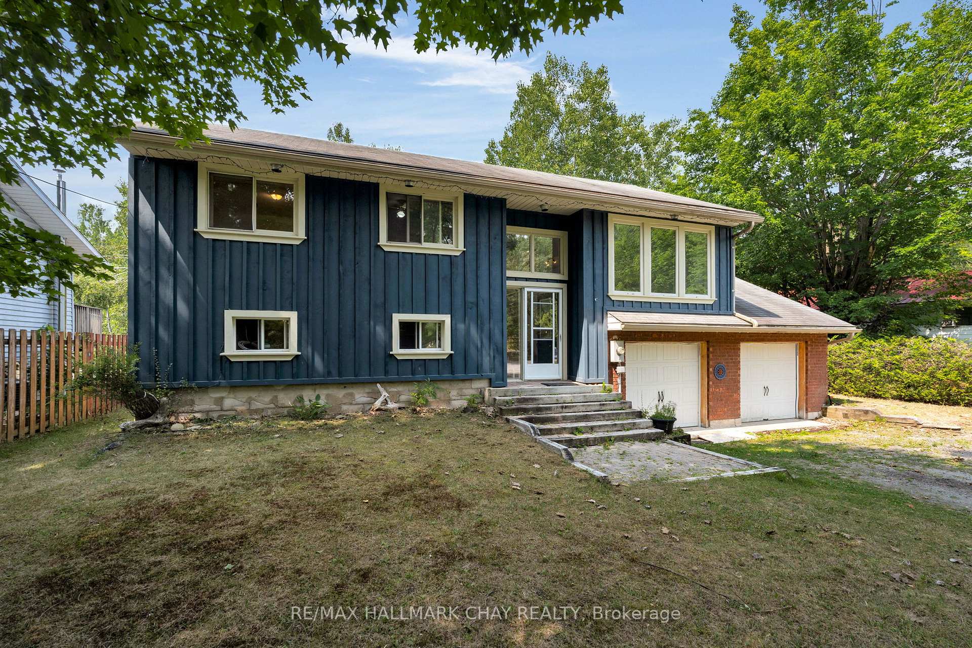 Photo 3 of 235 Revell Street, Gravenhurst, Muskoka (S) — HOMEH