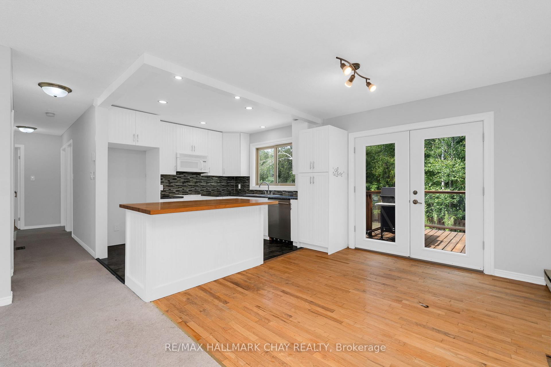 Photo 9 of 235 Revell Street, Gravenhurst, Muskoka (S) — HOMEH