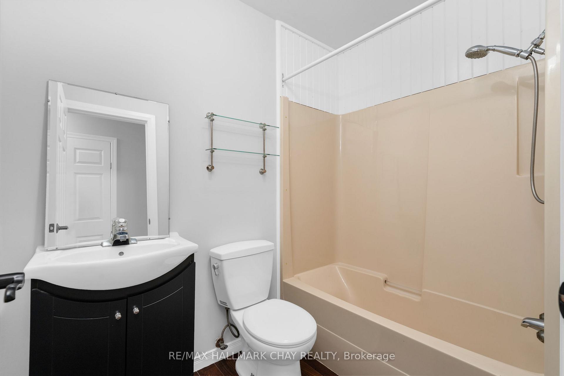 Photo 20 of 235 Revell Street, Gravenhurst, Muskoka (S) — HOMEH