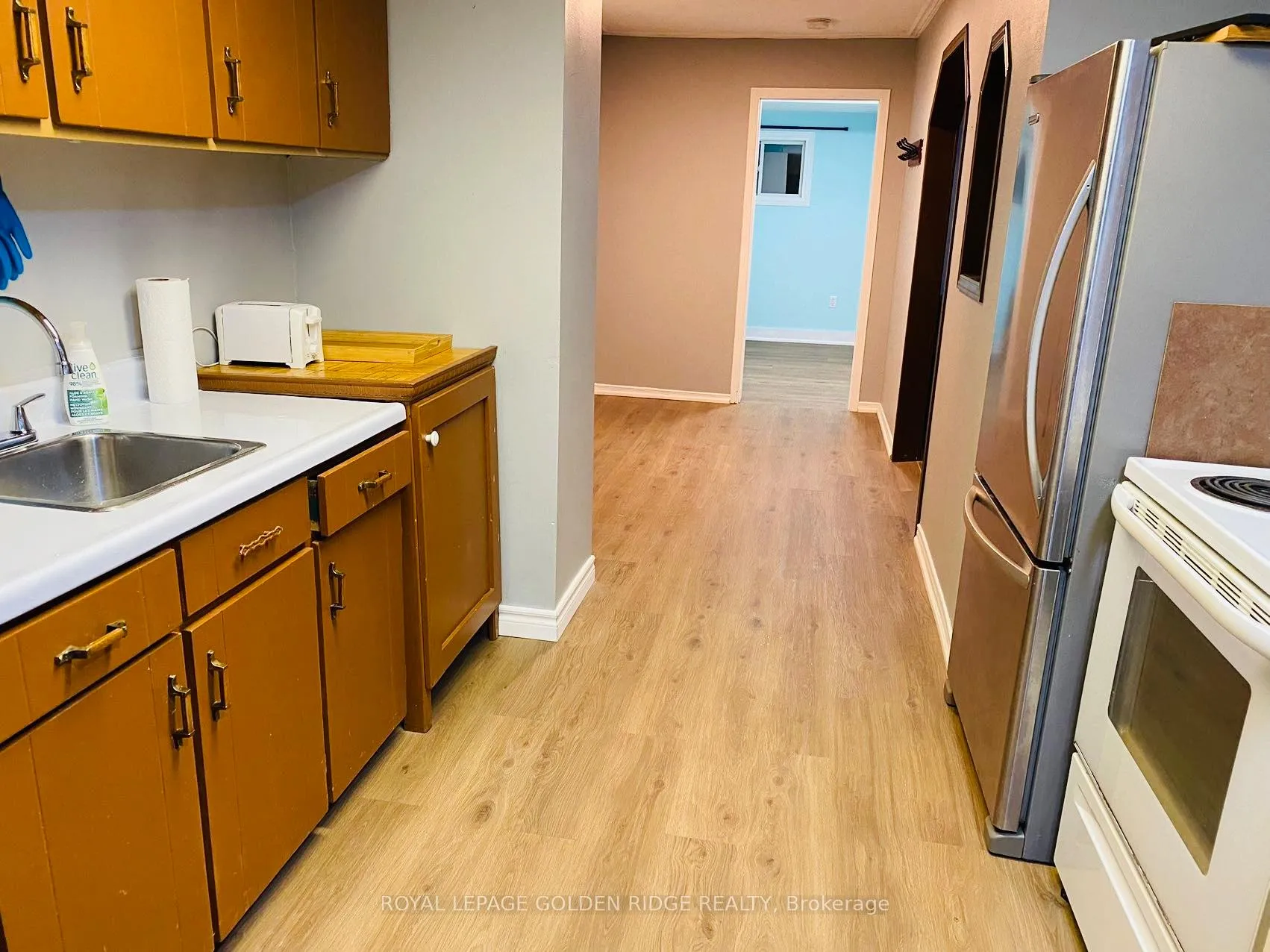 Photo 5 of 716 Florence Road, Innisfil, Alcona — HOMEH