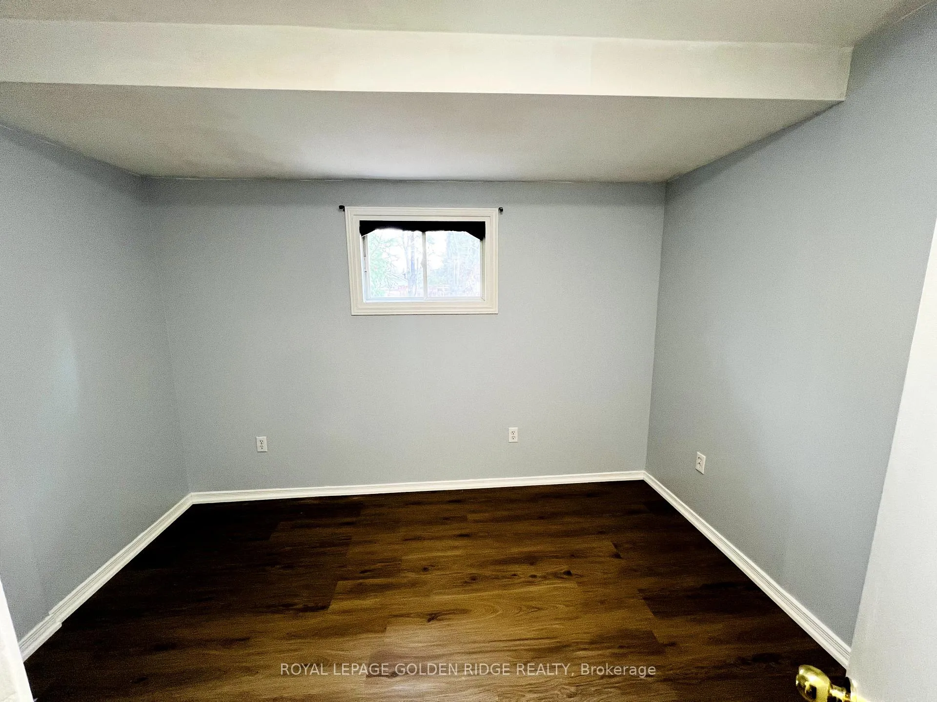 Photo 6 of 716 Florence Road, Innisfil, Alcona — HOMEH