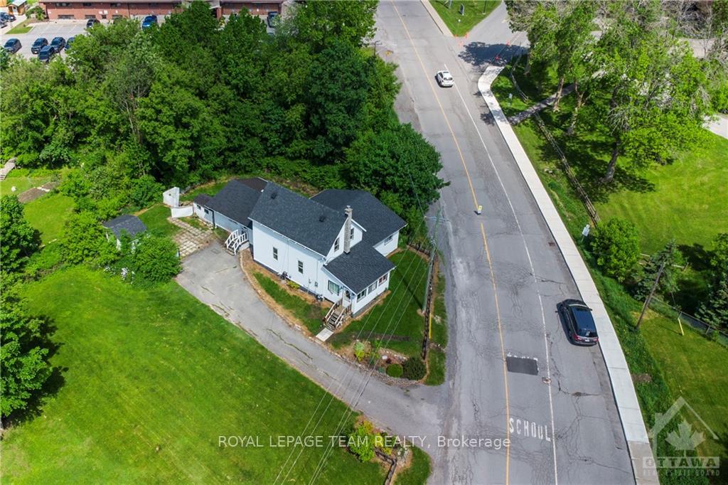 Photo 9 of 105 Langstaff Drive, Ottawa, Carp — HOMEH