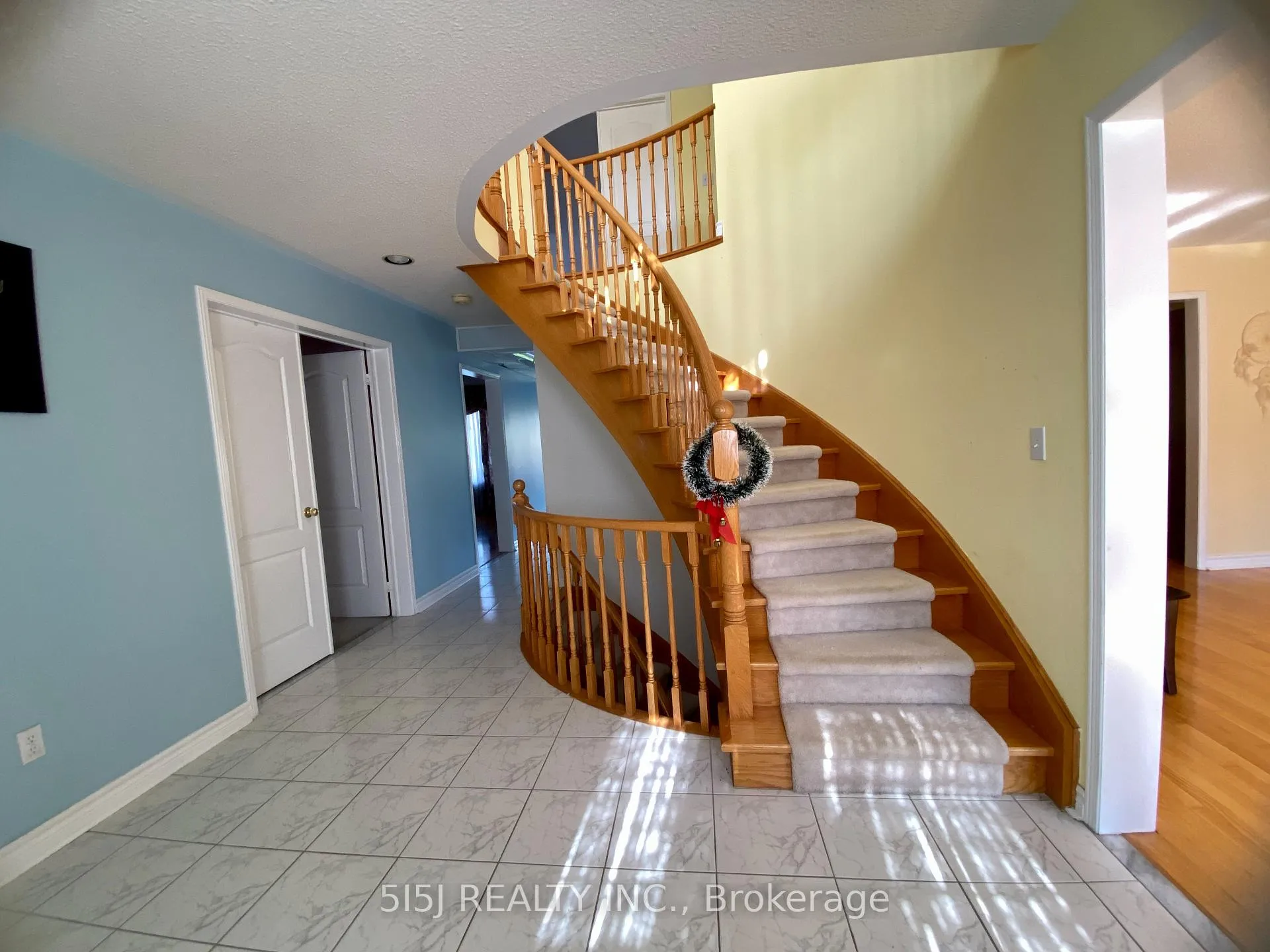 Photo 11 of 45 Turnberry Crescent, Markham, Unionville — HOMEH