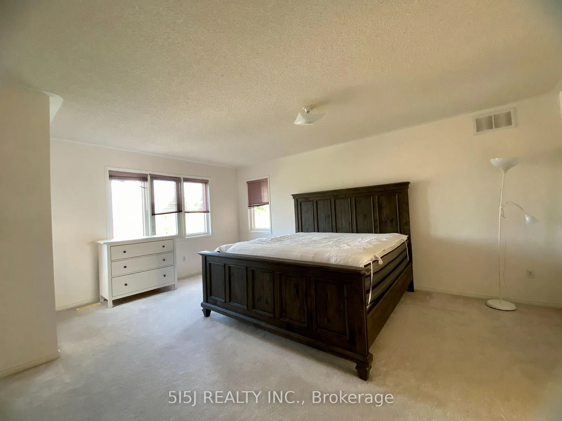 Photo 13 of 45 Turnberry Crescent, Markham, Unionville — HOMEH