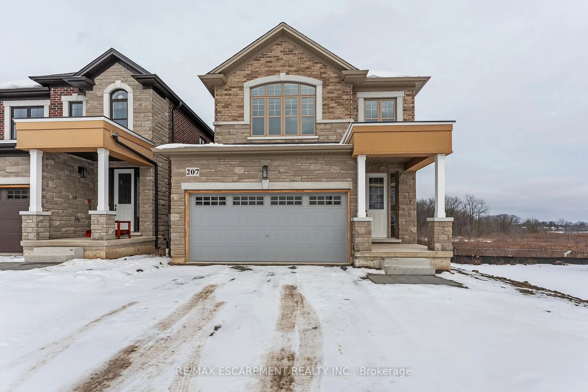 Front of 207 Alessio Drive