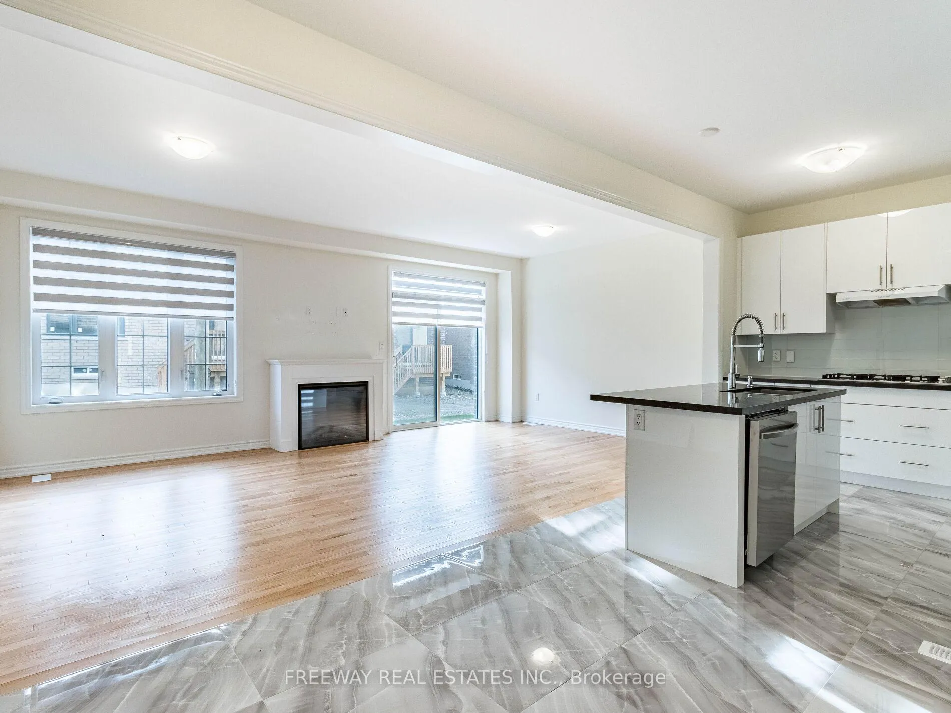 Photo 16 of 36 Sapwood Crescent, Brampton, Snelgrove — HOMEH