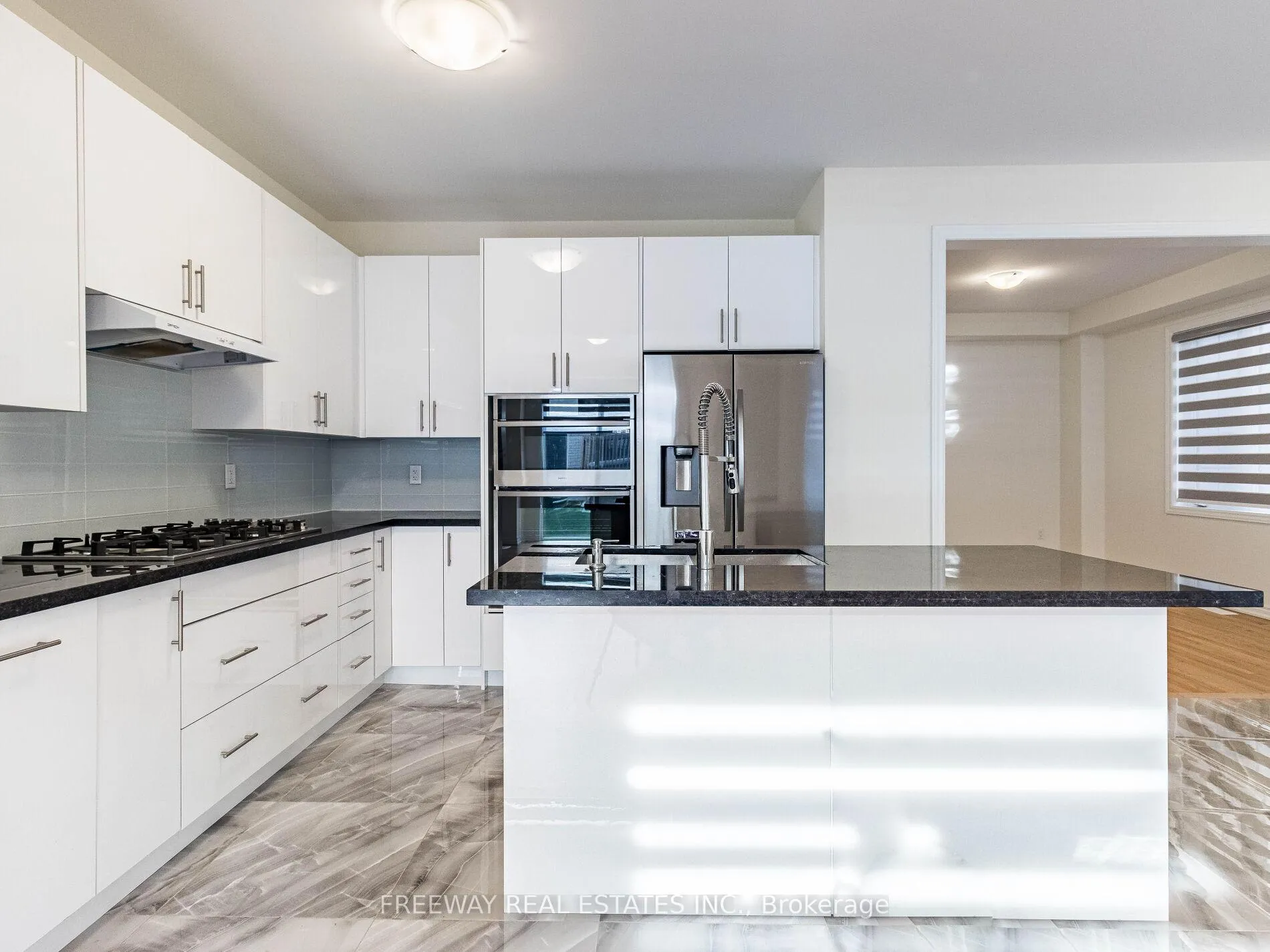 Photo 20 of 36 Sapwood Crescent, Brampton, Snelgrove — HOMEH