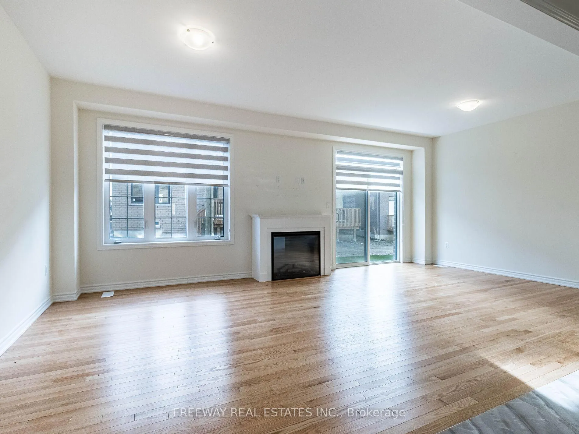 Photo 24 of 36 Sapwood Crescent, Brampton, Snelgrove — HOMEH