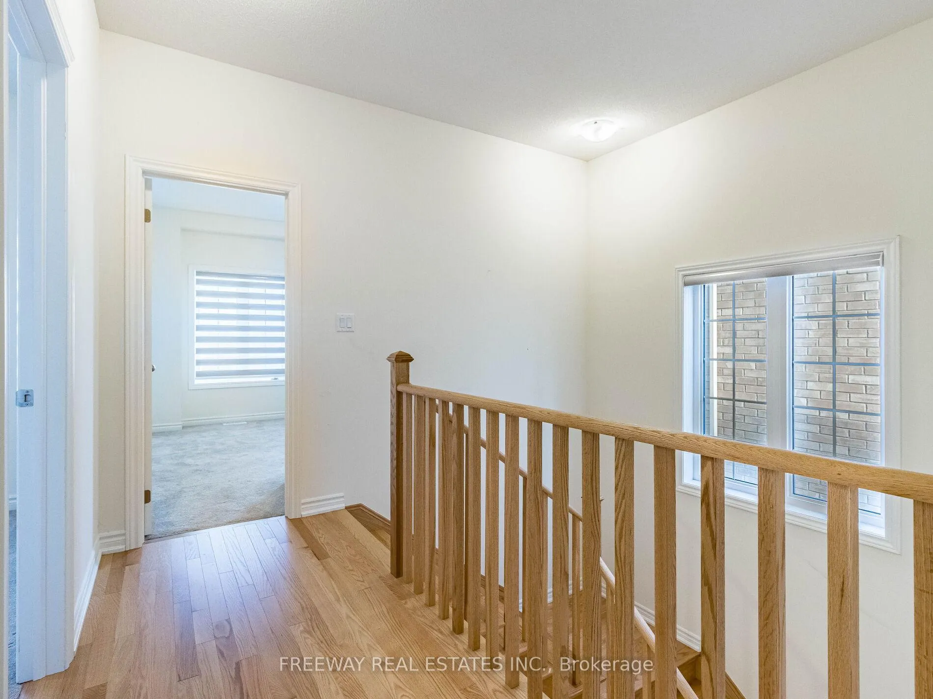Photo 29 of 36 Sapwood Crescent, Brampton, Snelgrove — HOMEH