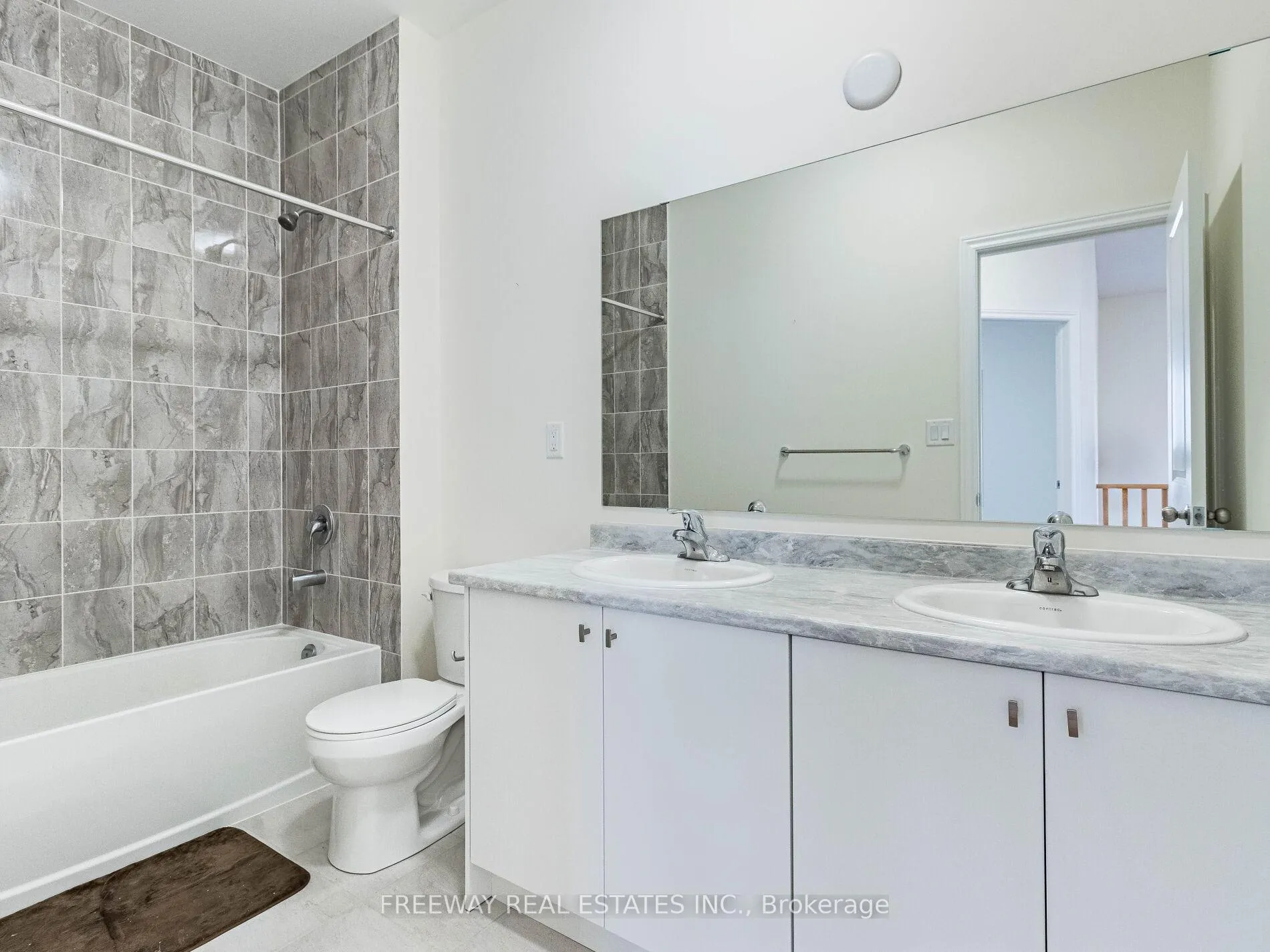 Photo 36 of 36 Sapwood Crescent, Brampton, Snelgrove — HOMEH