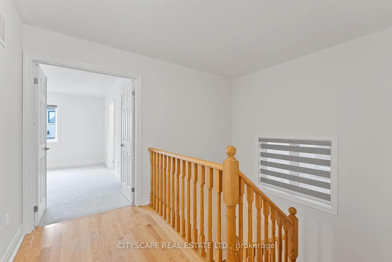 Photo 9 of 90 Claremont Drive, Brampton, Sandringham-Wellington North — HOMEH
