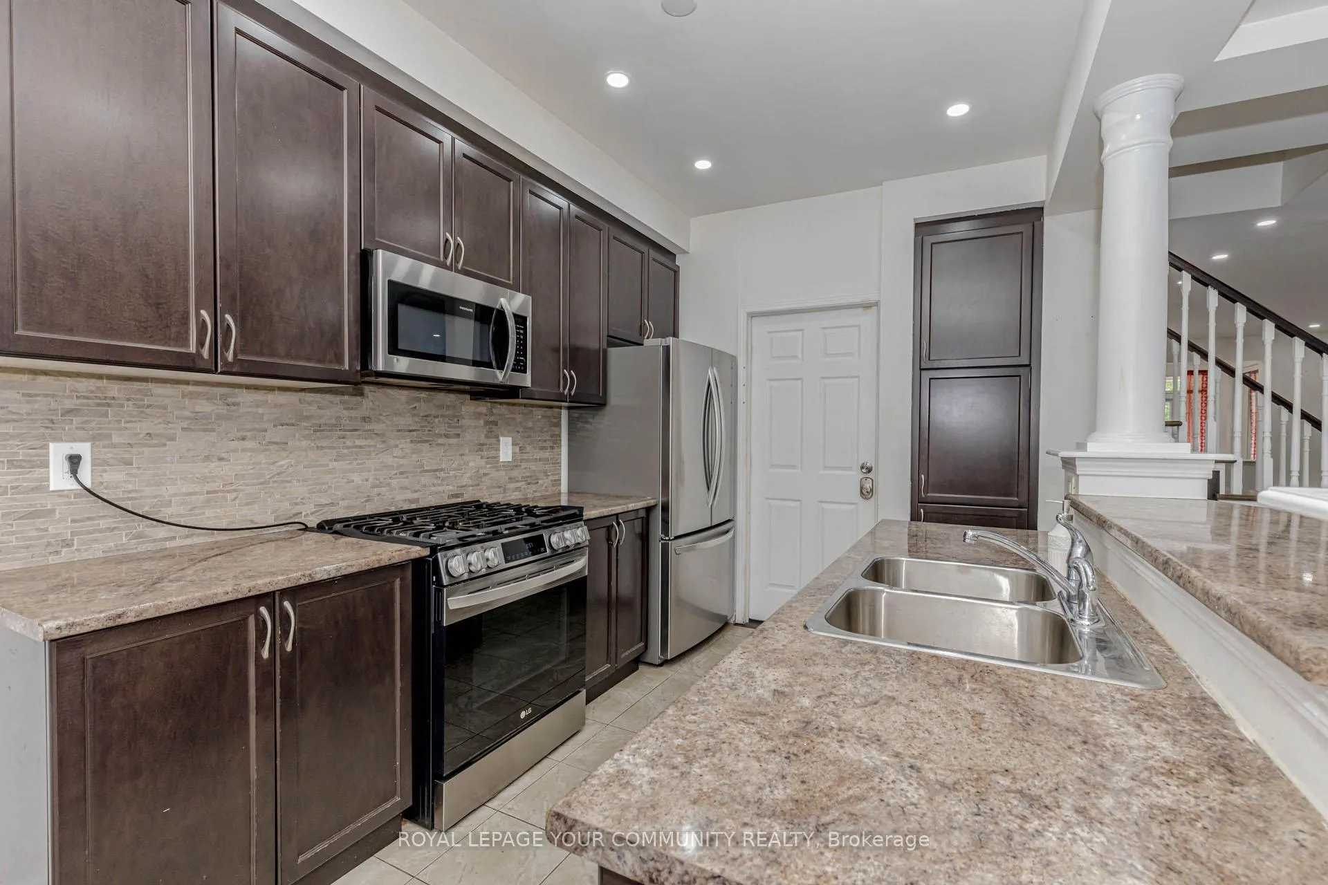 Photo 17 of 13 Allium Road, Brampton, Northwest Brampton — HOMEH