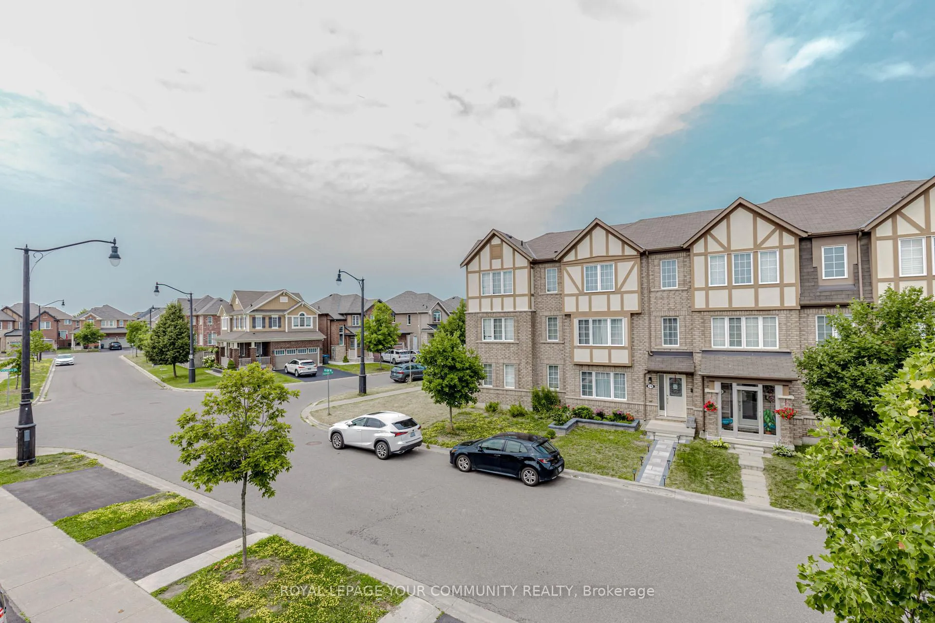 Photo 34 of 13 Allium Road, Brampton, Northwest Brampton — HOMEH