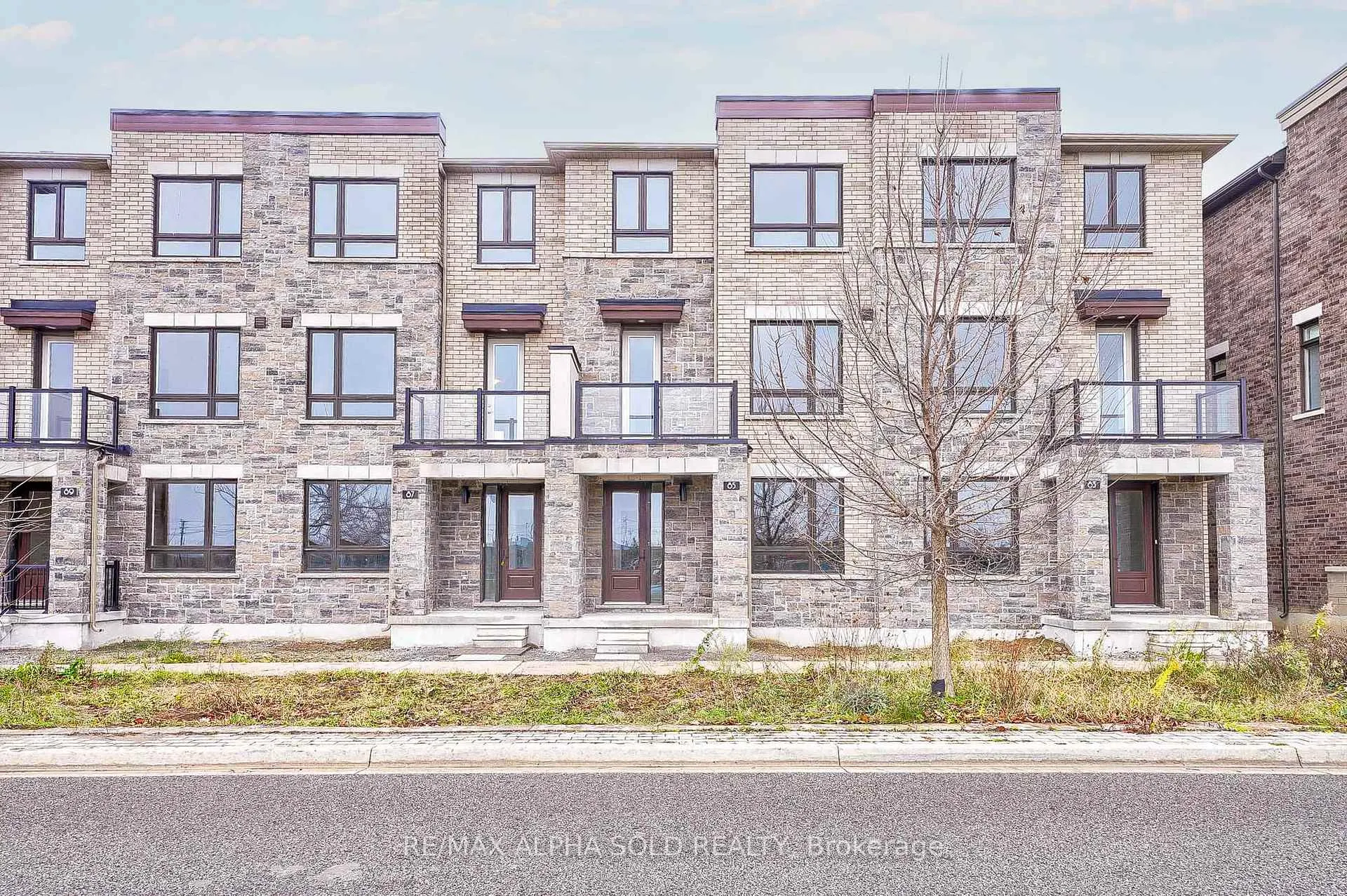 Photo 1 of Unit Upper, 85 Mumbai Drive, Markham, Middlefield — HOMEH