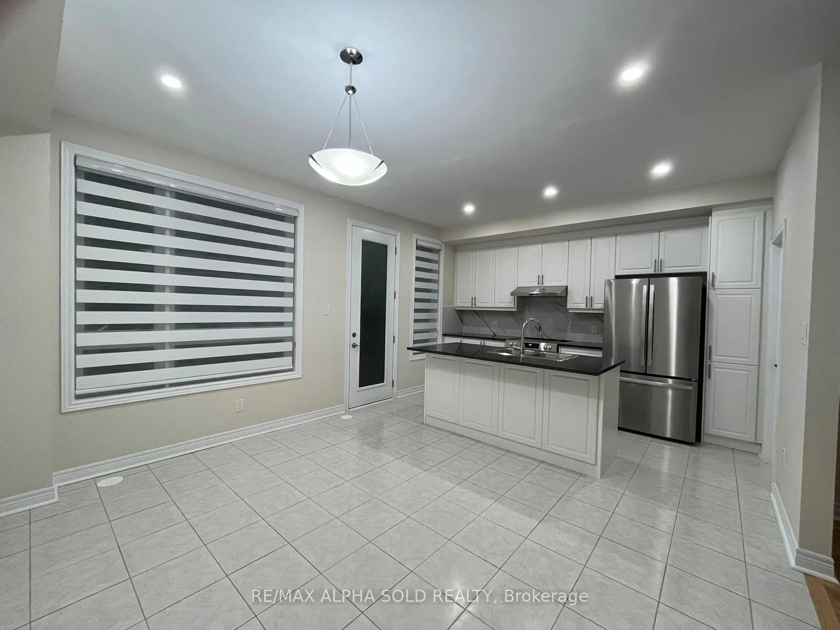 Photo 11 of Unit Upper, 85 Mumbai Drive, Markham, Middlefield — HOMEH