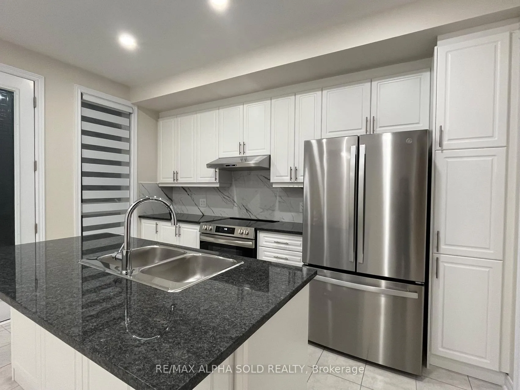 Photo 12 of Unit Upper, 85 Mumbai Drive, Markham, Middlefield — HOMEH