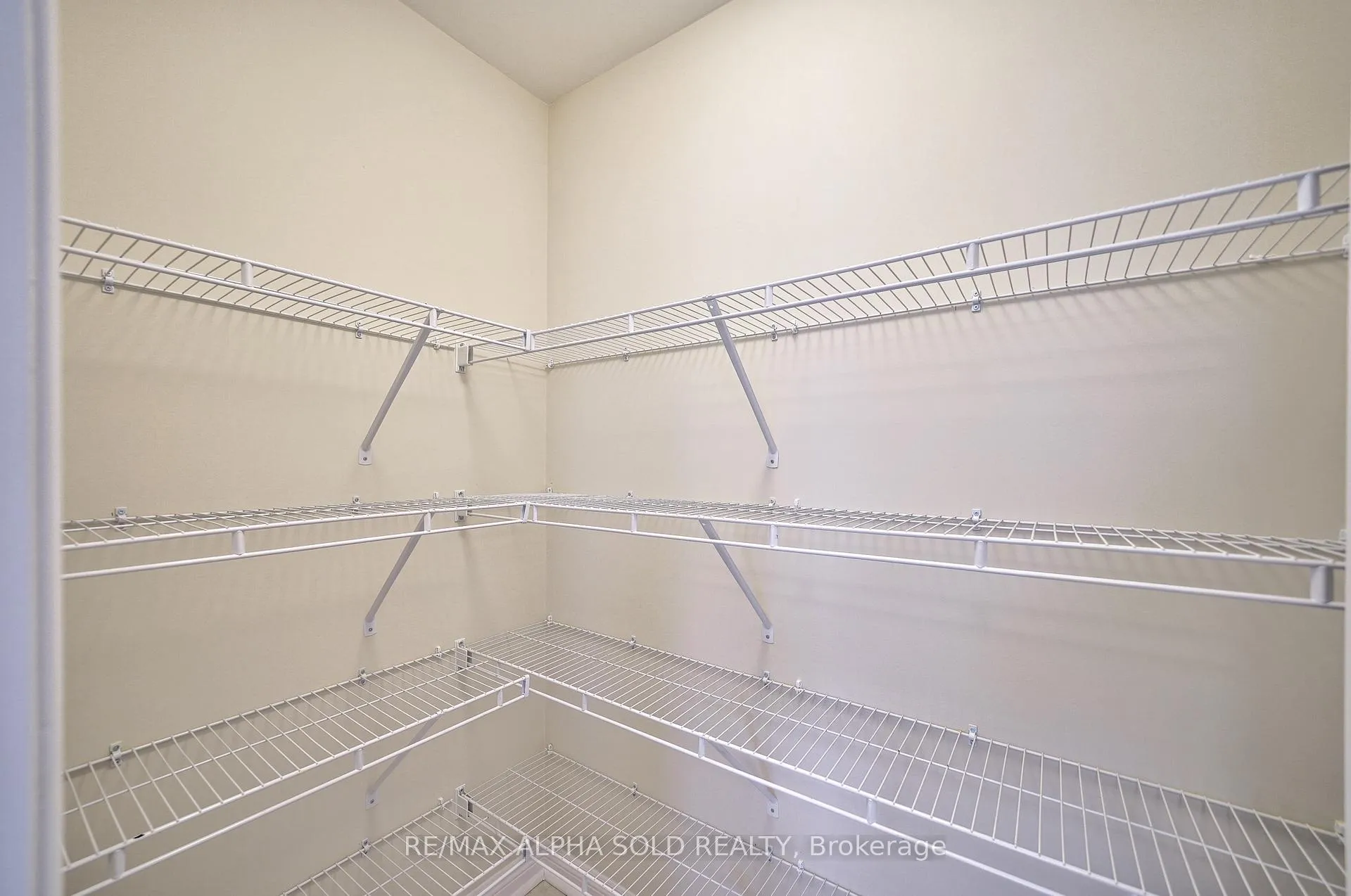 Photo 18 of Unit Upper, 85 Mumbai Drive, Markham, Middlefield — HOMEH