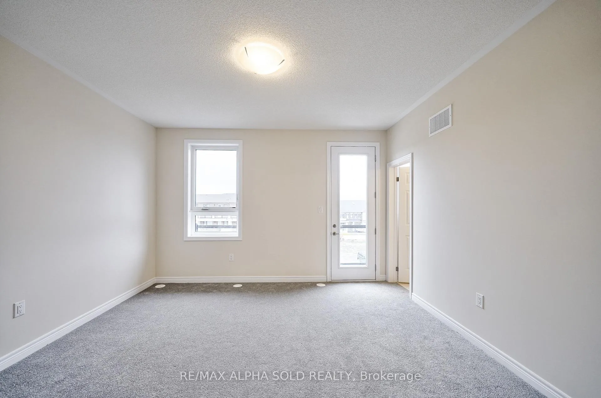 Photo 19 of Unit Upper, 85 Mumbai Drive, Markham, Middlefield — HOMEH