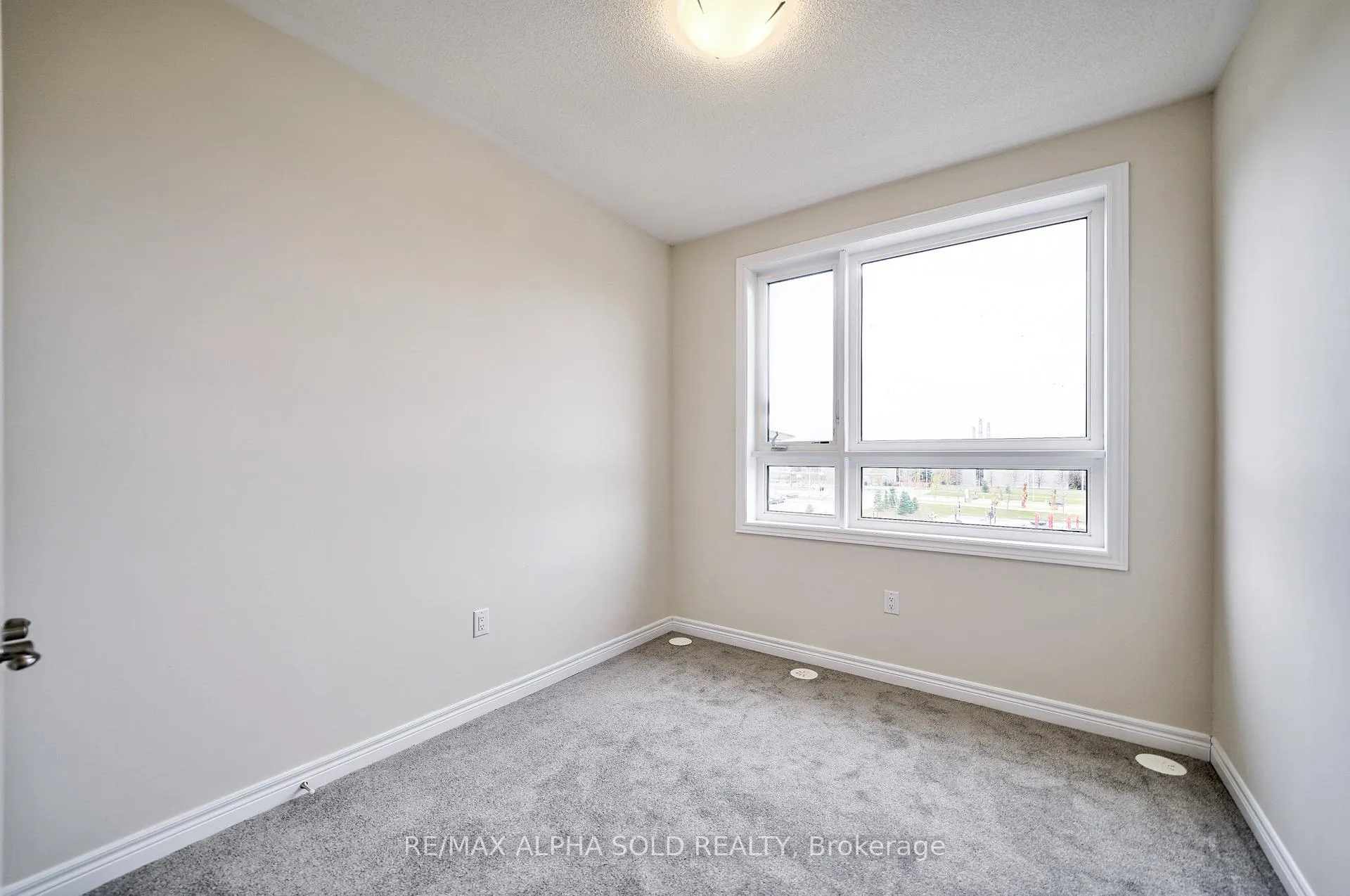 Photo 29 of Unit Upper, 85 Mumbai Drive, Markham, Middlefield — HOMEH