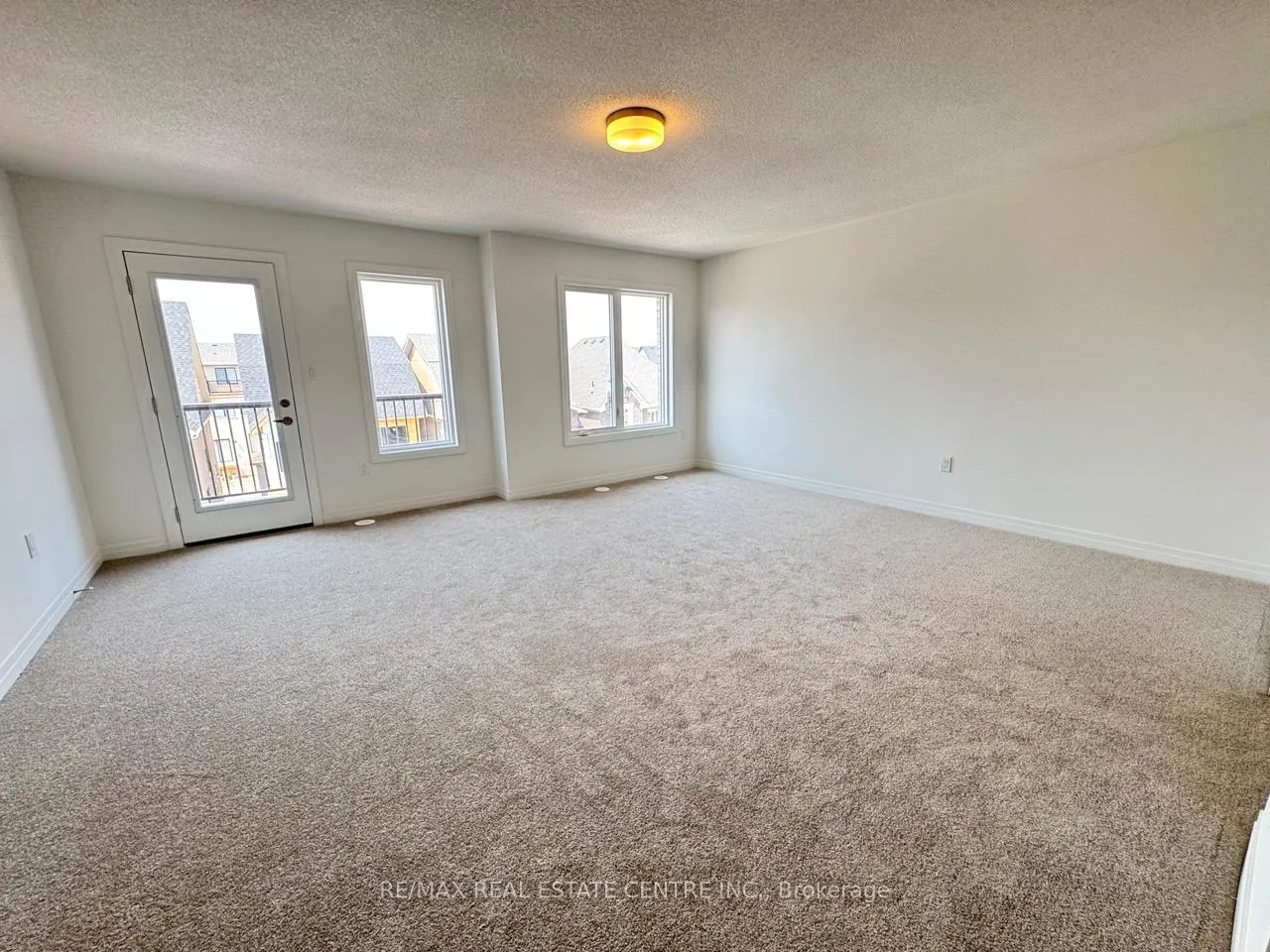 Photo 24 of 9 Kings Hill Drive, Brampton, Northwest Brampton — HOMEH