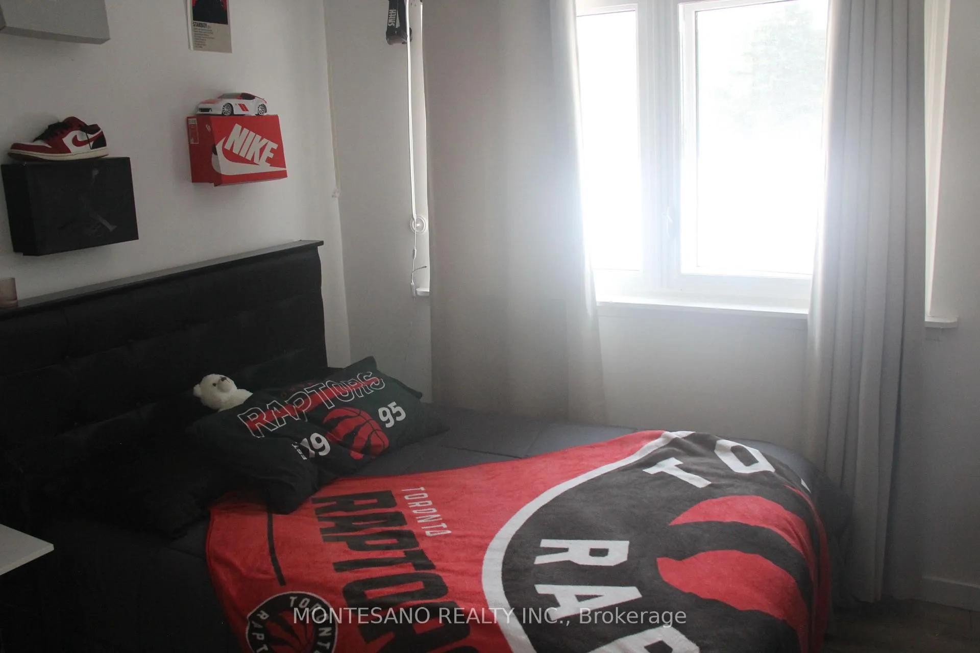 Photo 5 of 108 Stephen Drive, Caledon, Bolton East — HOMEH