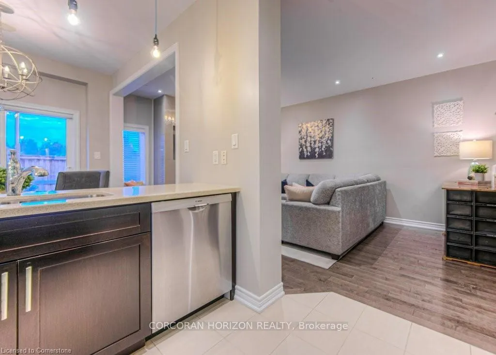 Photo 7 of 58 Condor Street, Kitchener — HOMEH
