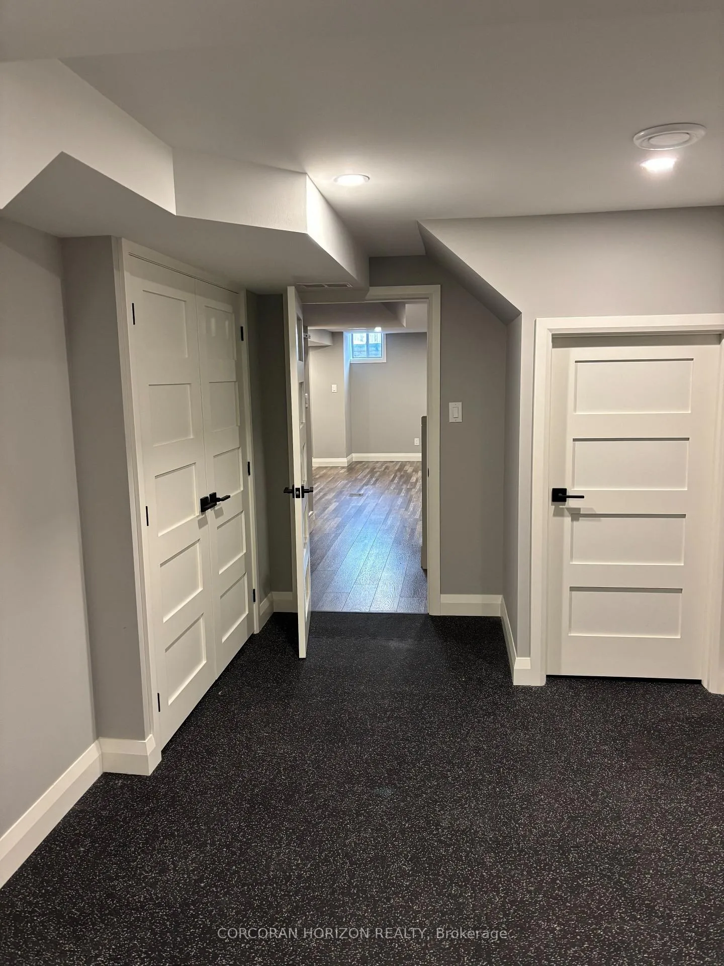 Photo 24 of 58 Condor Street, Kitchener — HOMEH