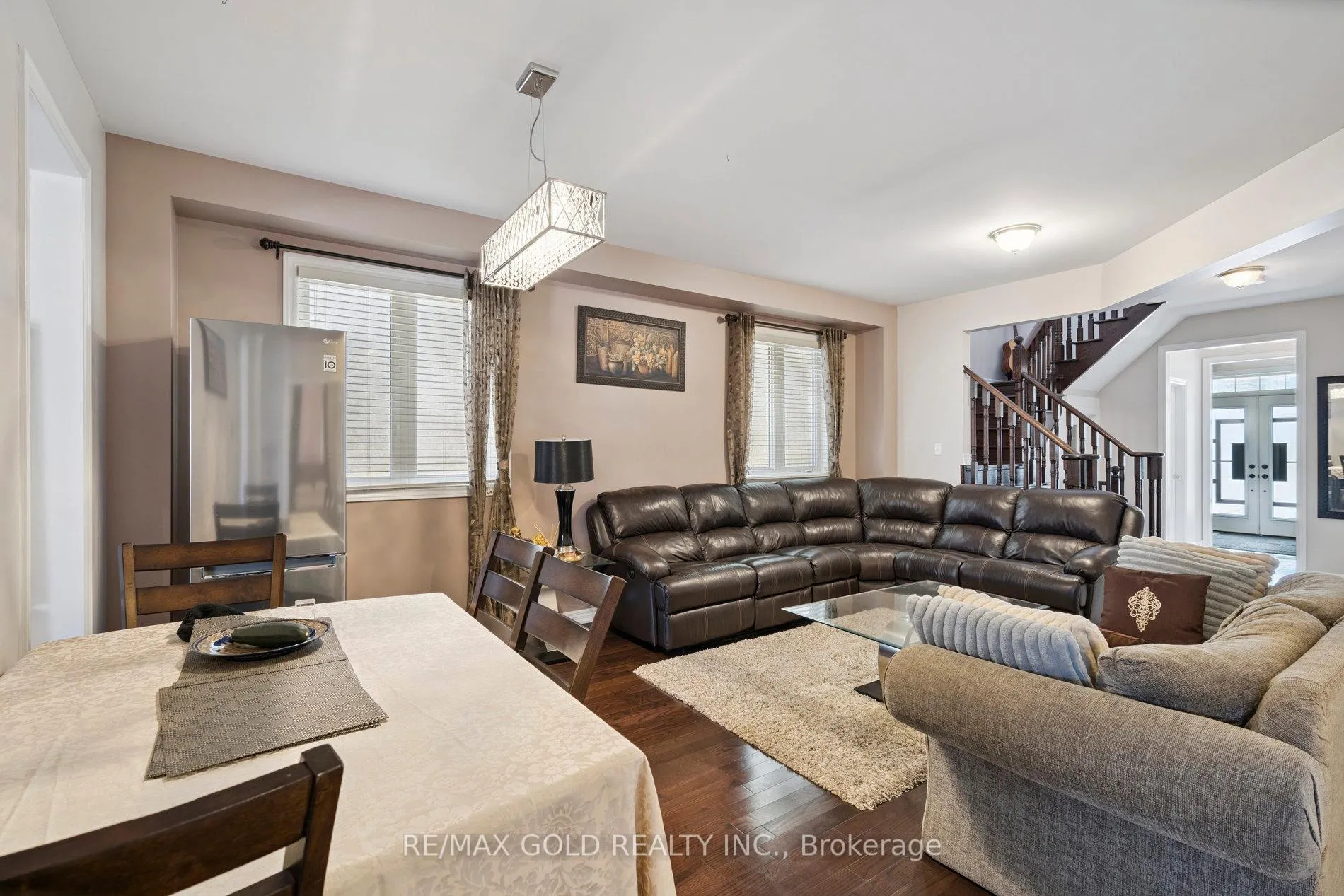 Photo 7 of 32 Goswell Street, Brampton, Bram East — HOMEH